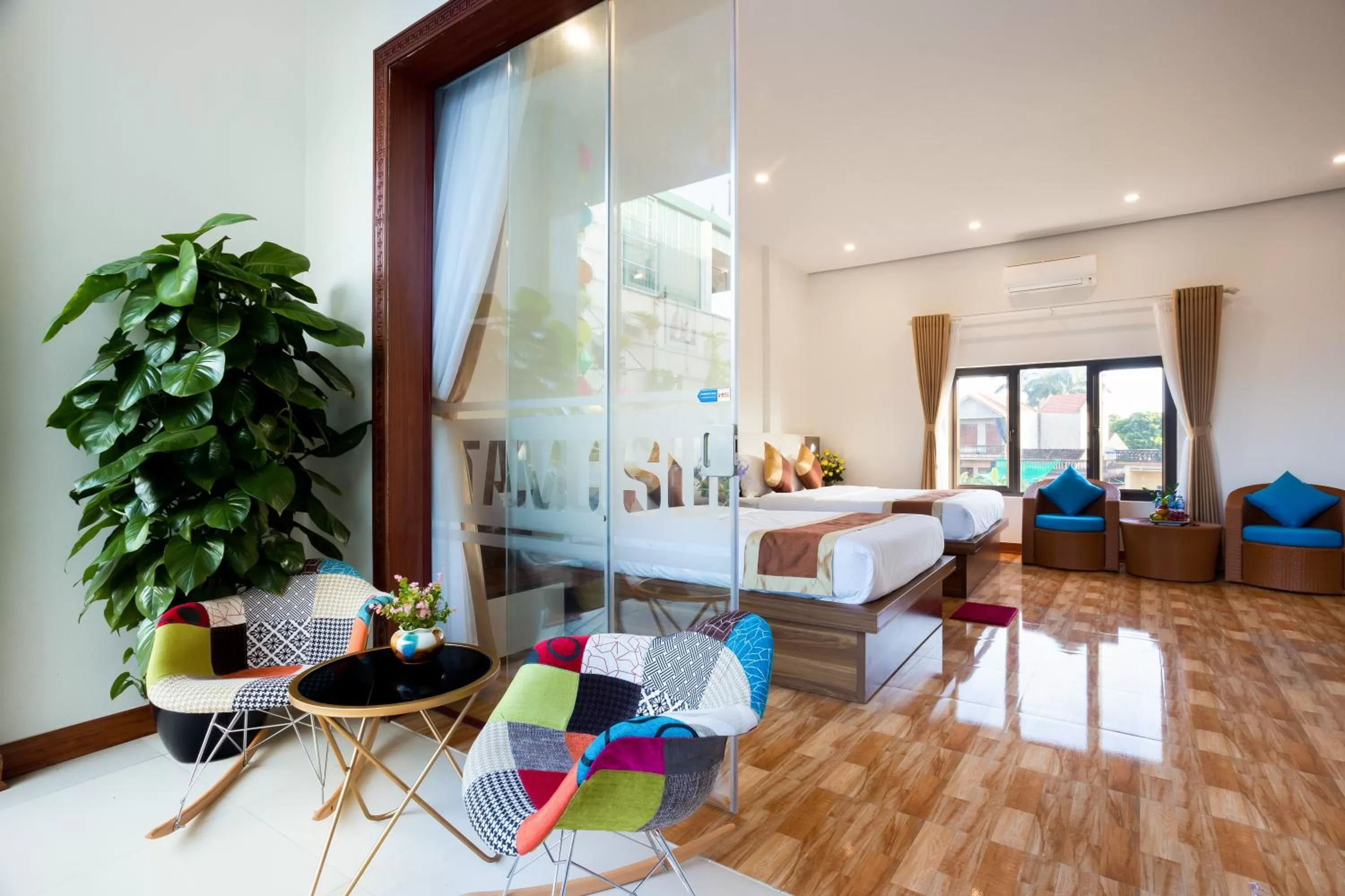 Bed in TAM COC SUNSHINE HOTEL