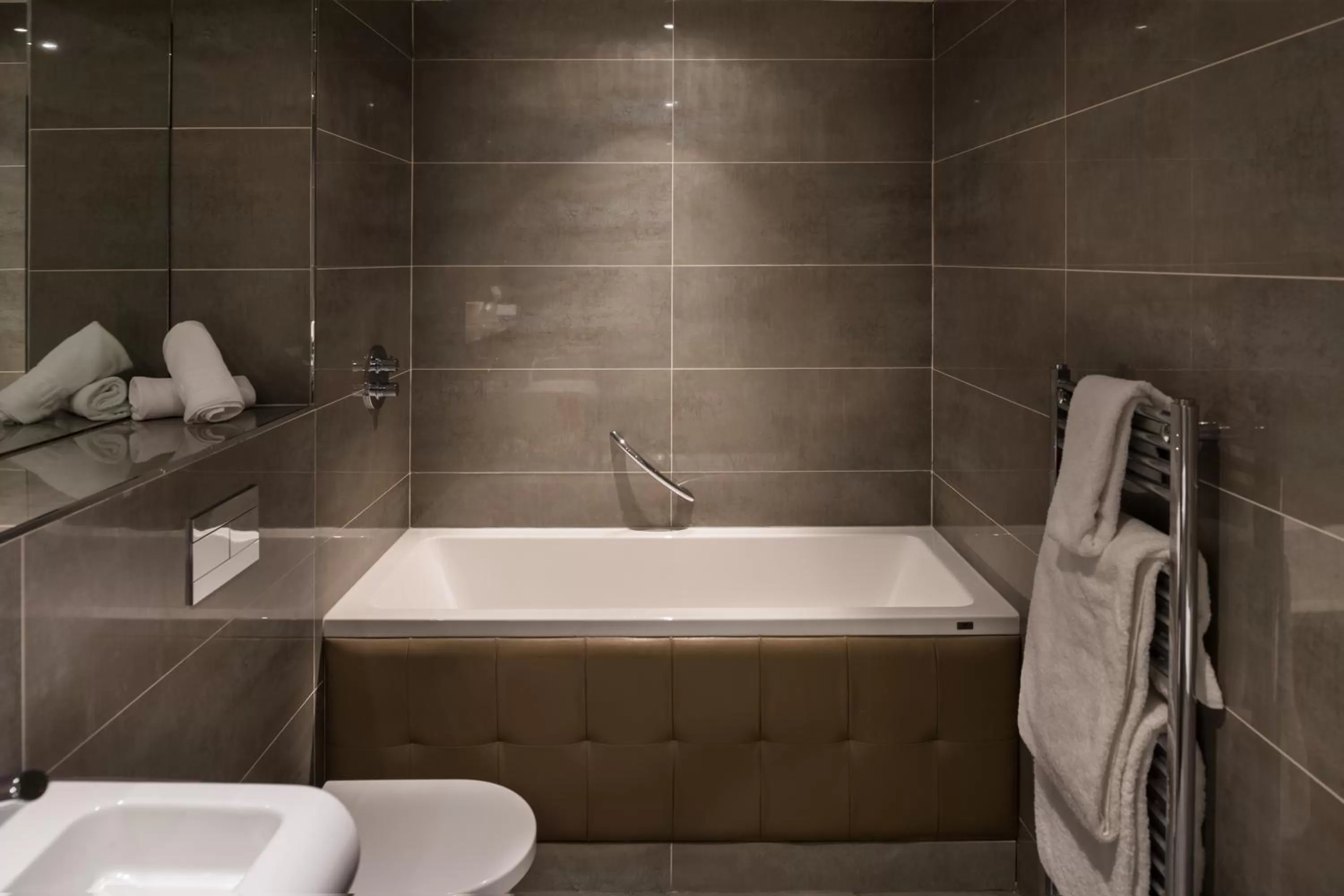 Bathroom in Radstone Hotel