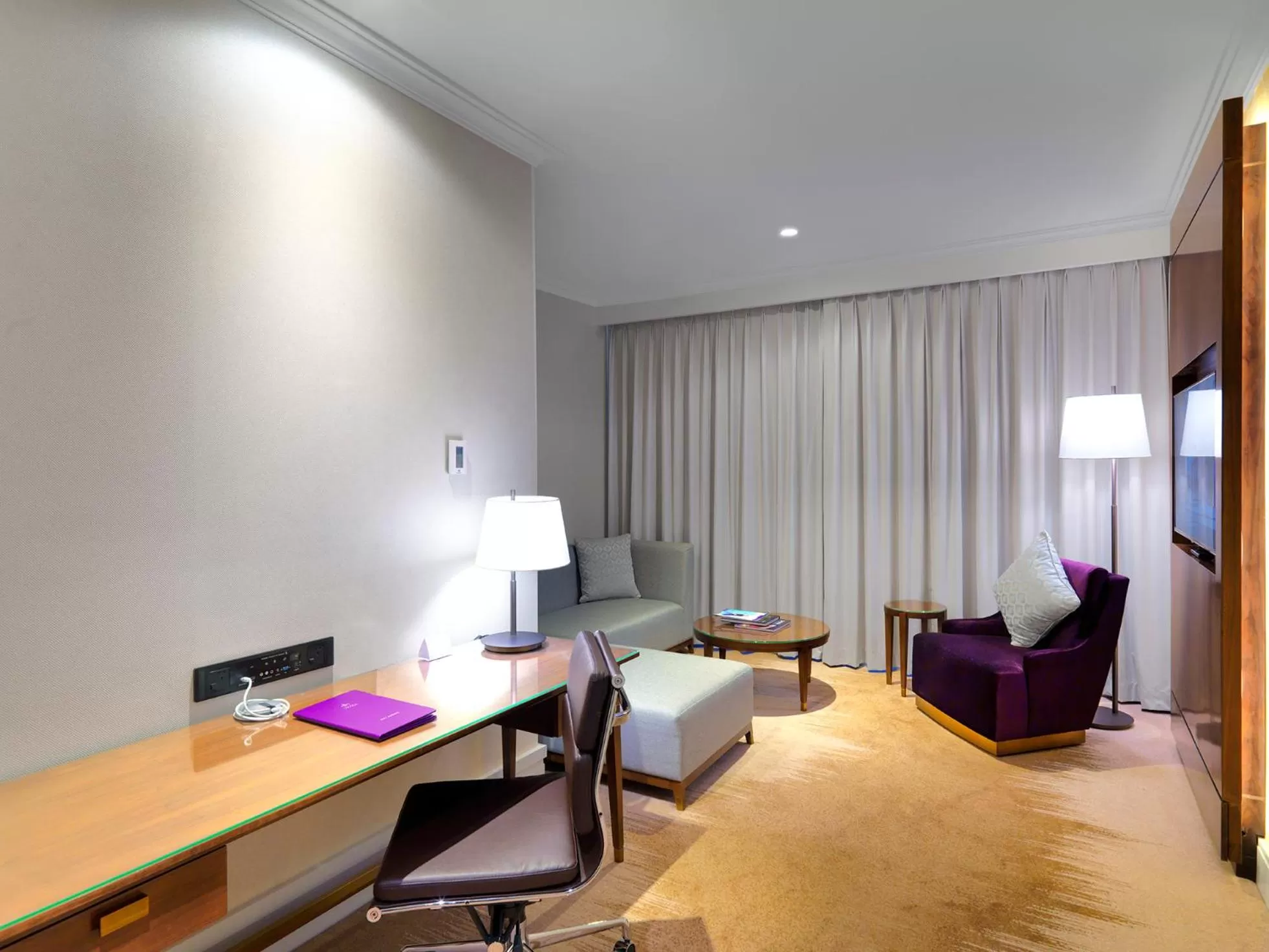 Seating area, Bed in Amora Hotel Jamison Sydney