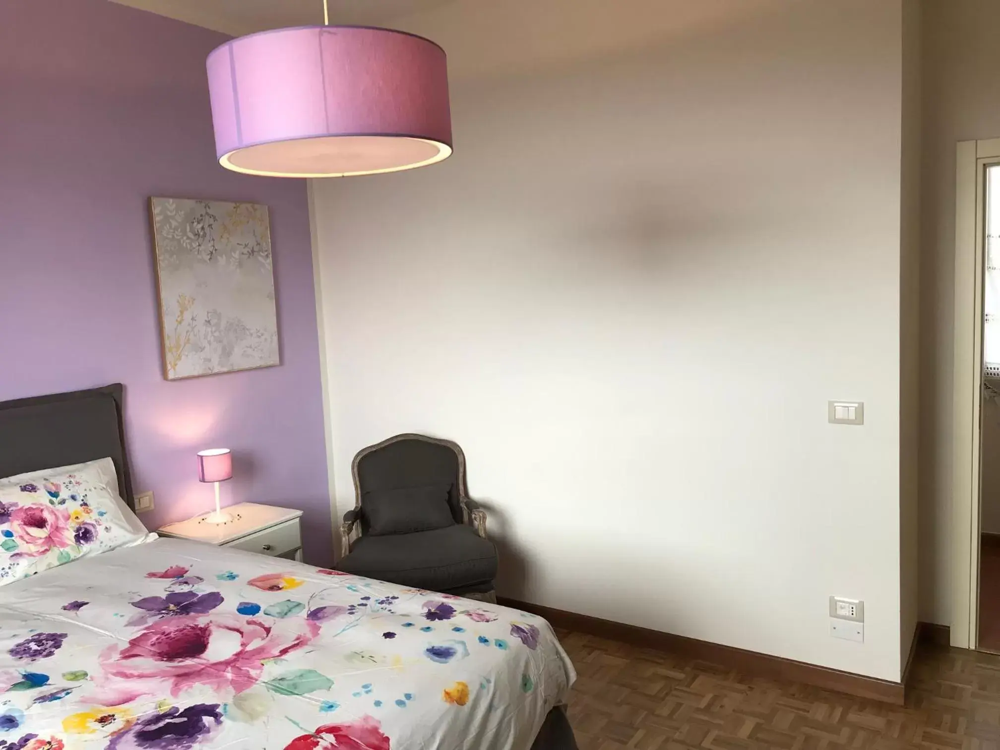 Double Room with Private Bathroom in La Ghirlanda B&B Double Room with Private Bathroom in La Ghirlanda B&B
