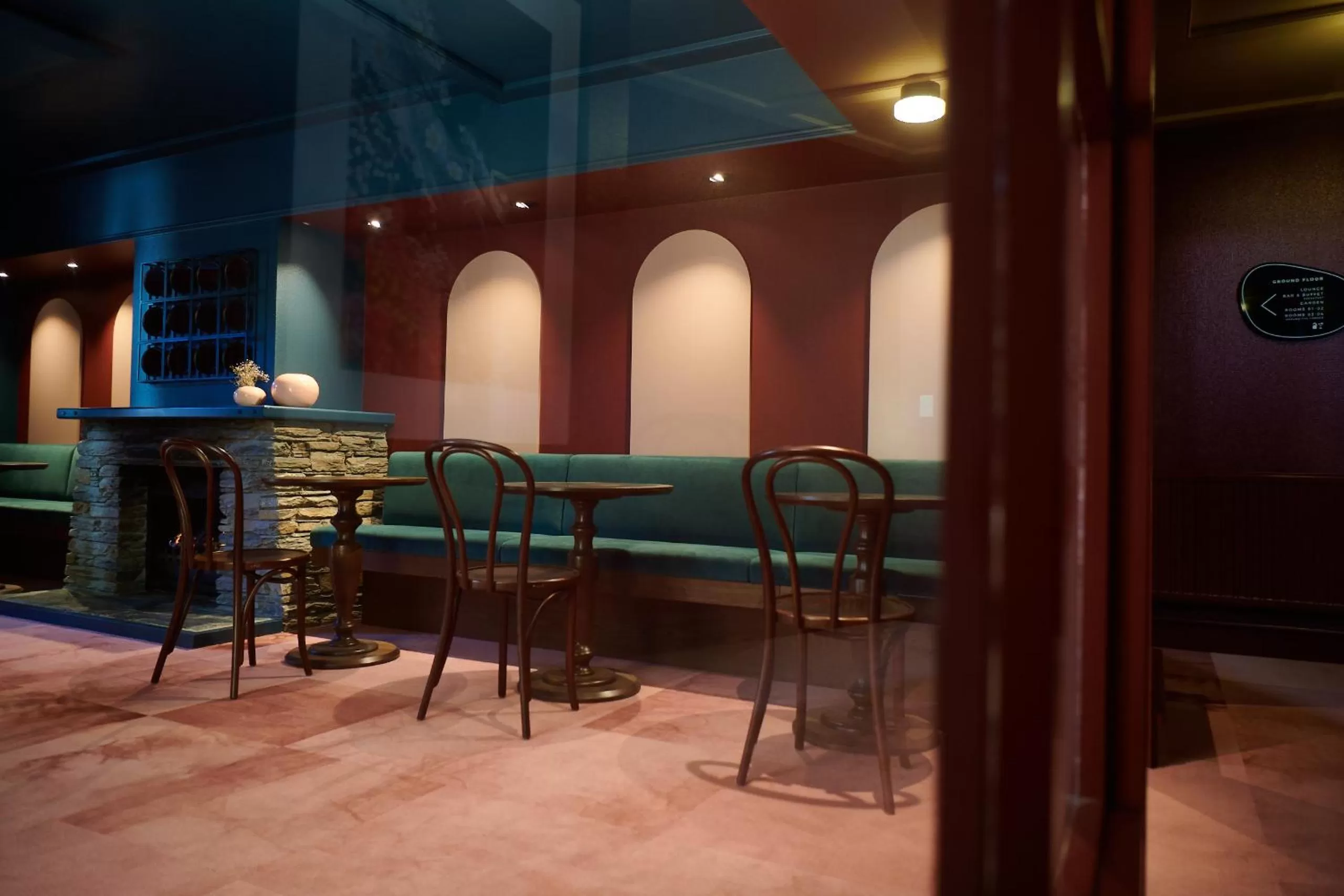 Lounge or bar in The Central Hotel Queenstown, A Naumi Chapter