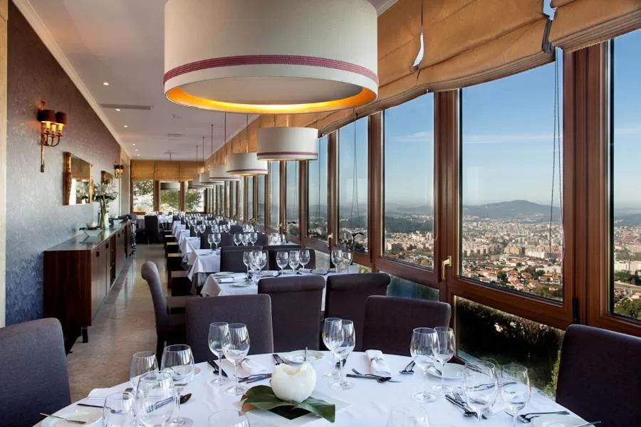 Food and drinks in Hotel do Elevador