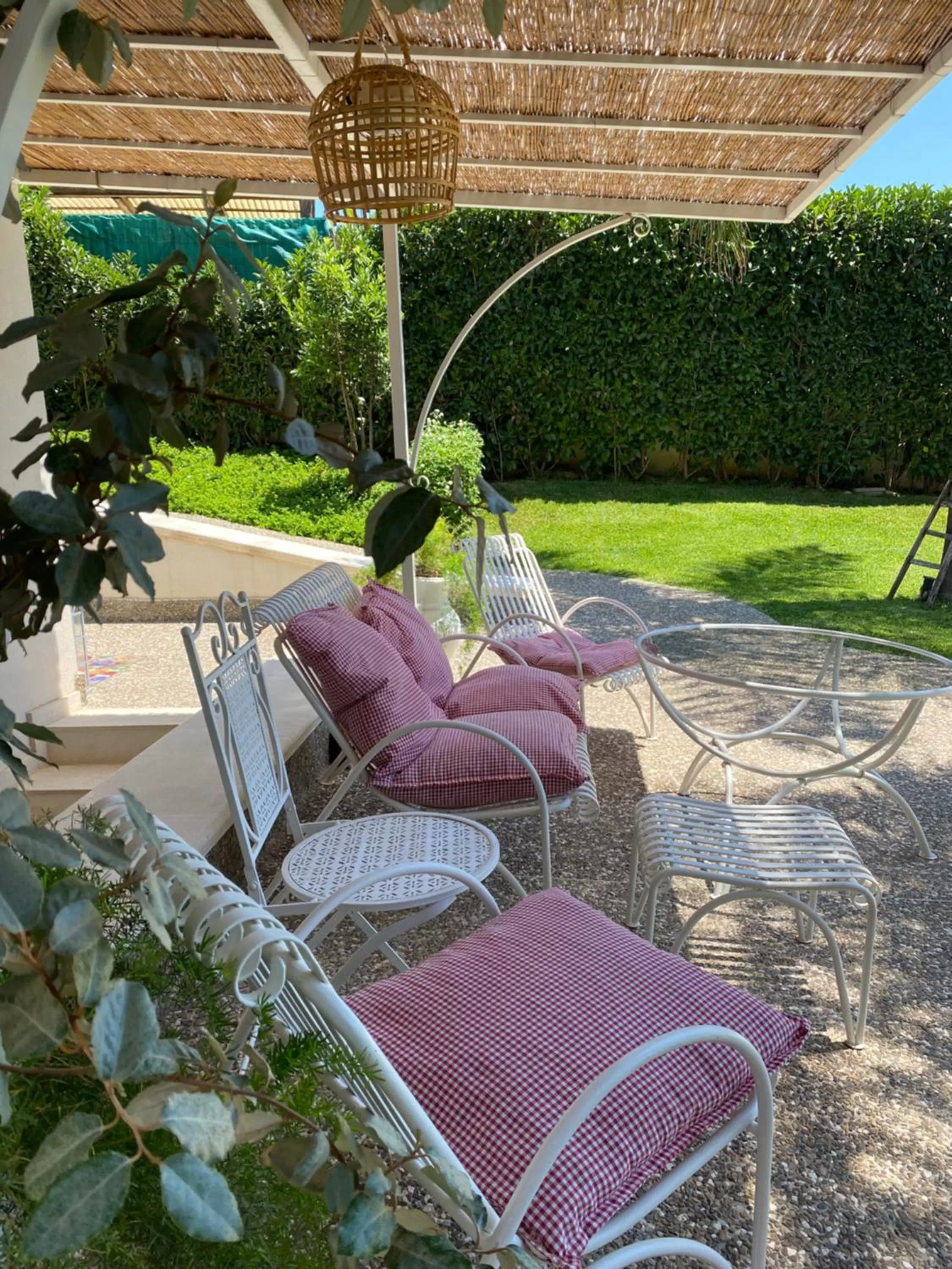 Garden in Villa Volli Three Rooms