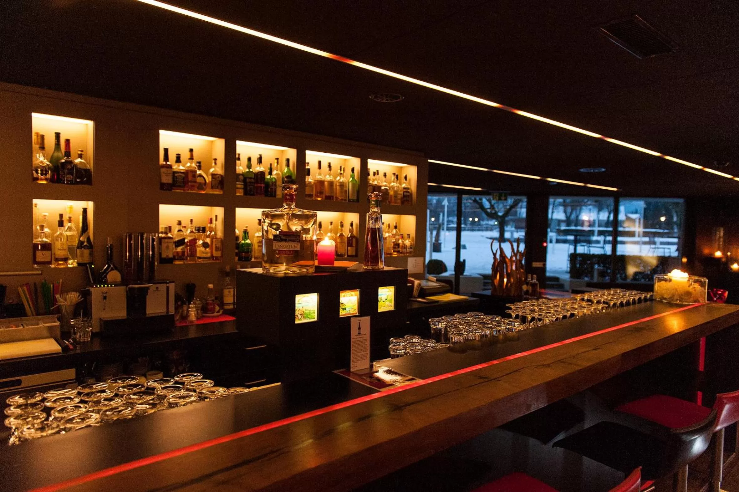 Lounge or bar in SeminarHotel am Ägerisee