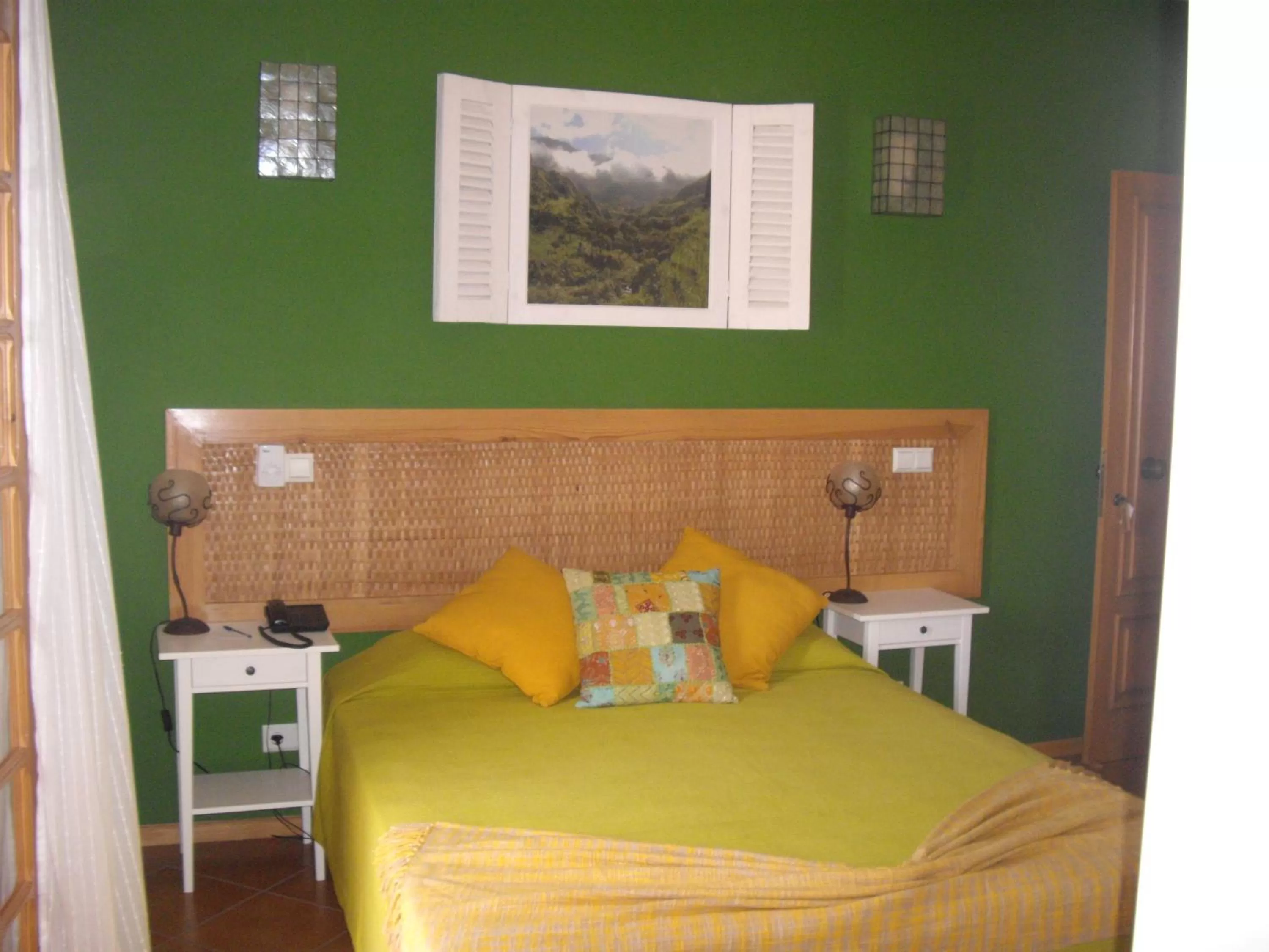 Photo of the whole room, Bed in Kira's Boutique Hotel