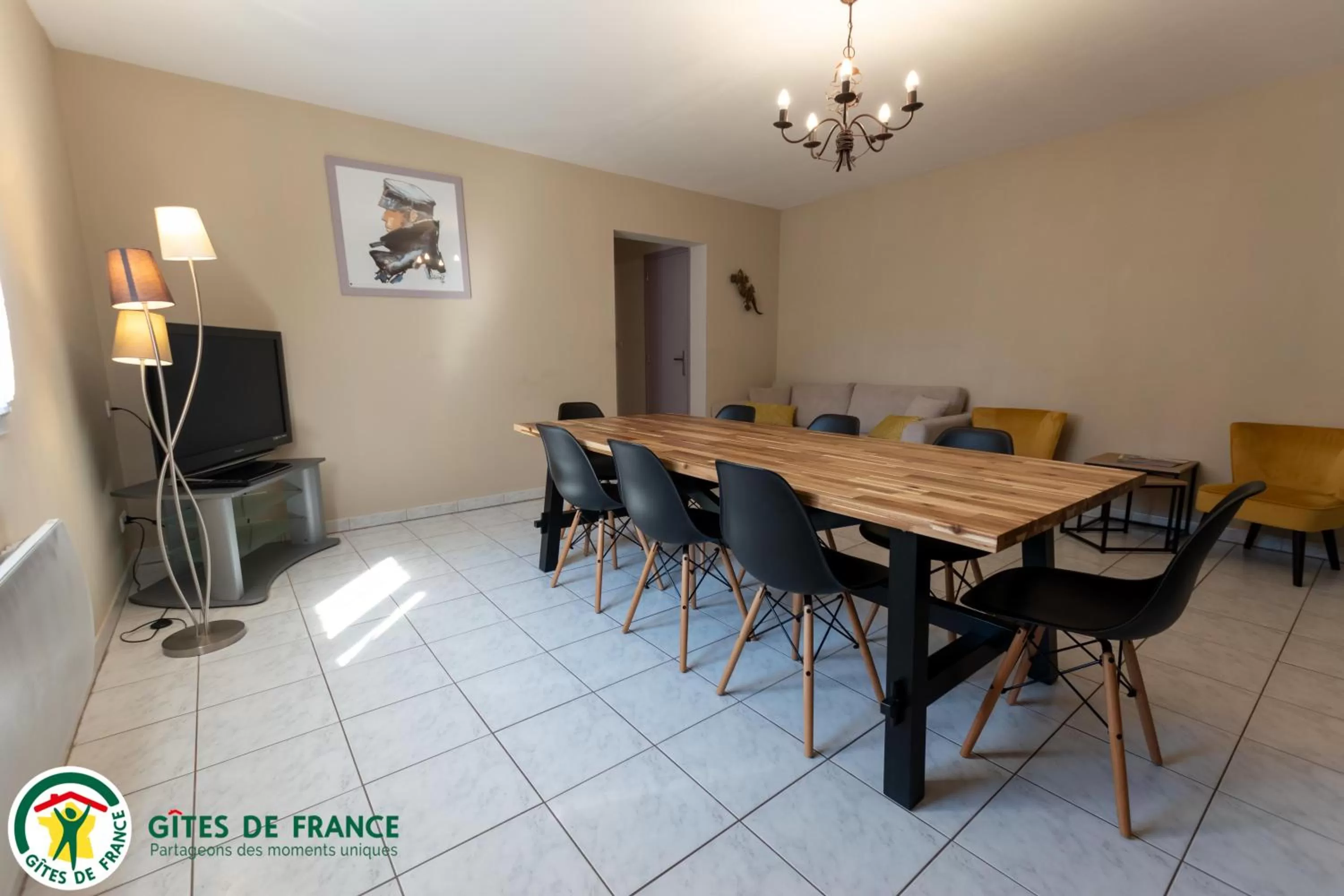 Dining Area in LA GOUTTE D'OR