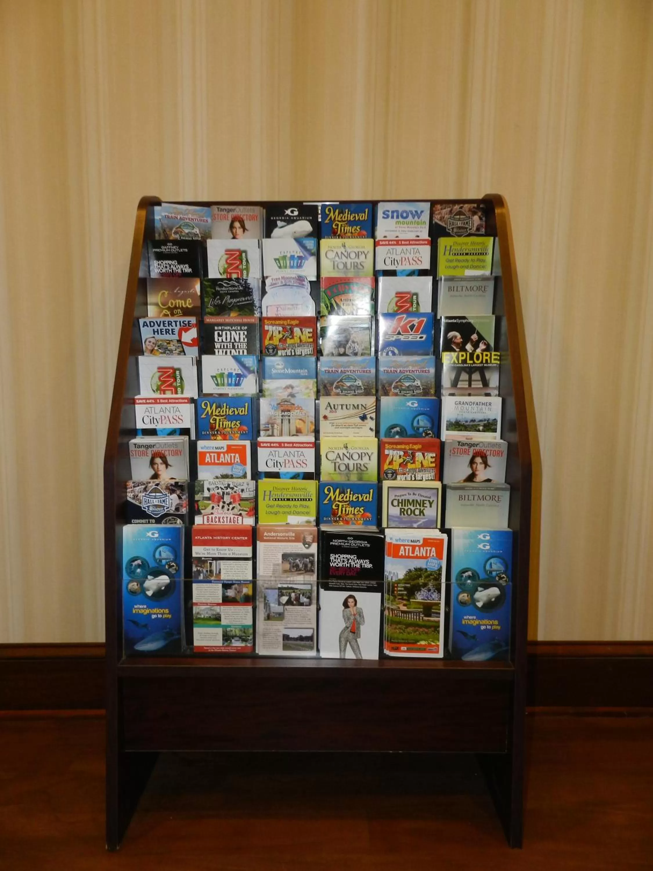 Business facilities in Country Inn & Suites by Radisson, Braselton, GA