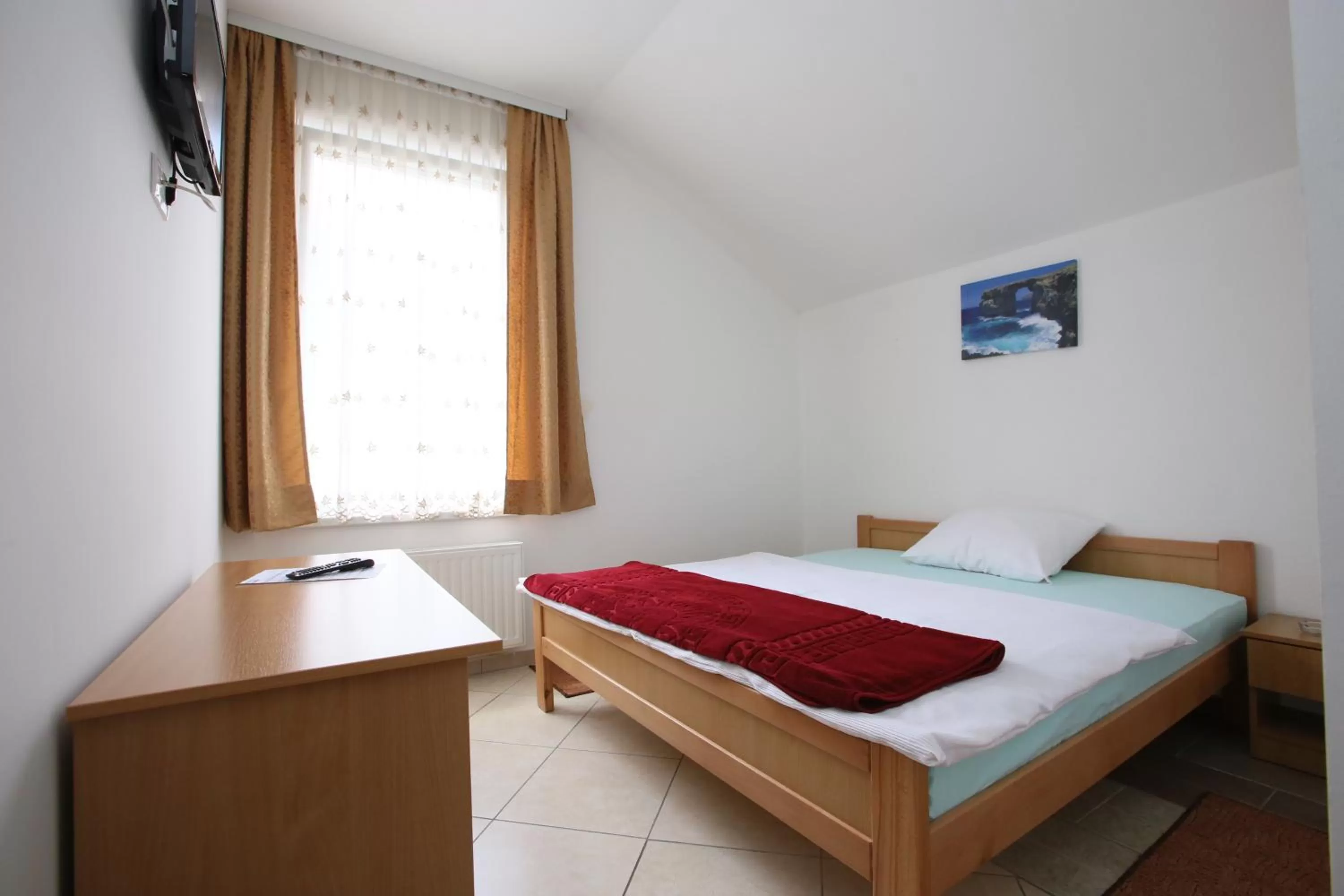 Photo of the whole room in Motel Maks