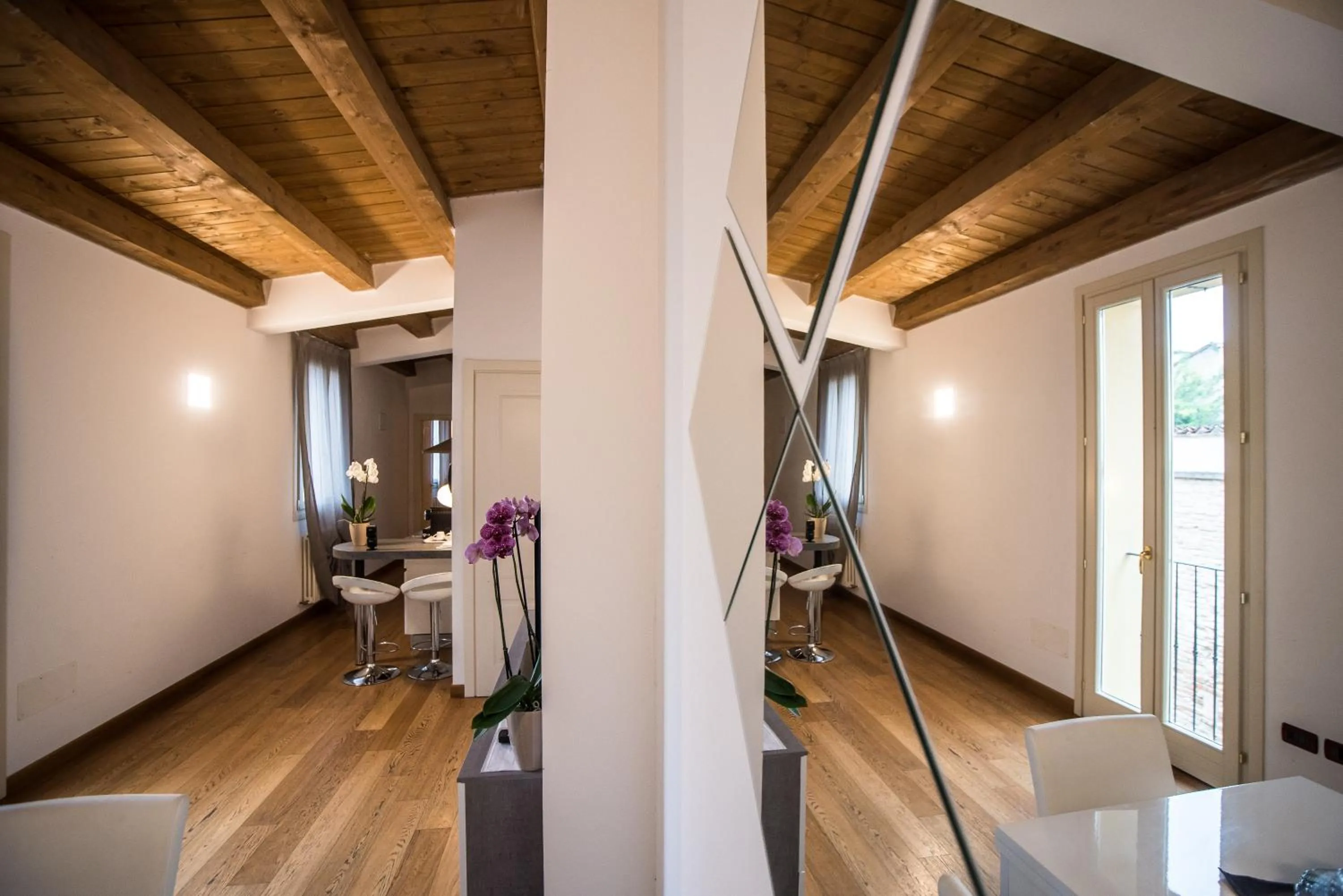 Photo of the whole room in Hotel Ristorante Ala d'Oro