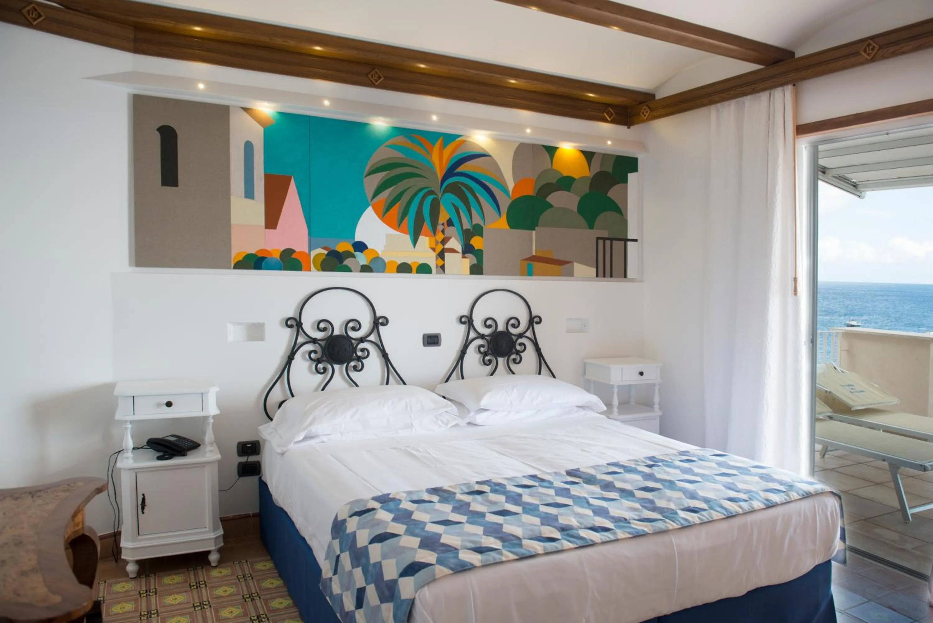 Photo of the whole room, Bed in Taverna Del Capitano