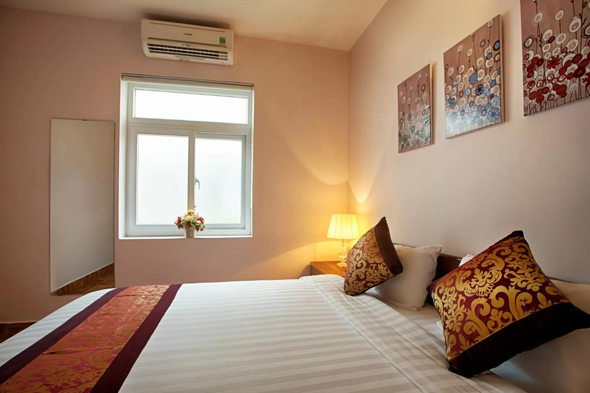 Bed in Nghi Son Hotel