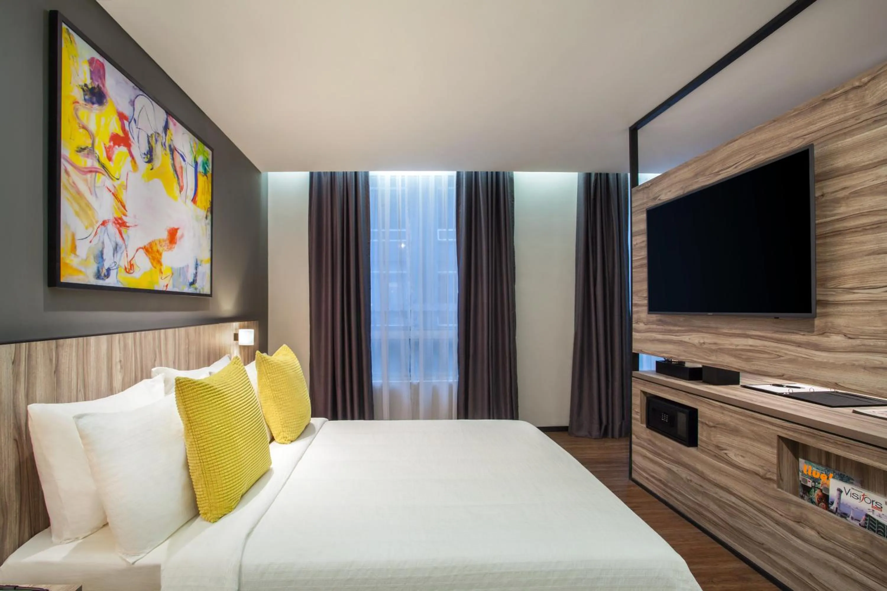 Bed in Days Hotel & Suites by Wyndham KL - Chan Sow Lin MRT or LRT