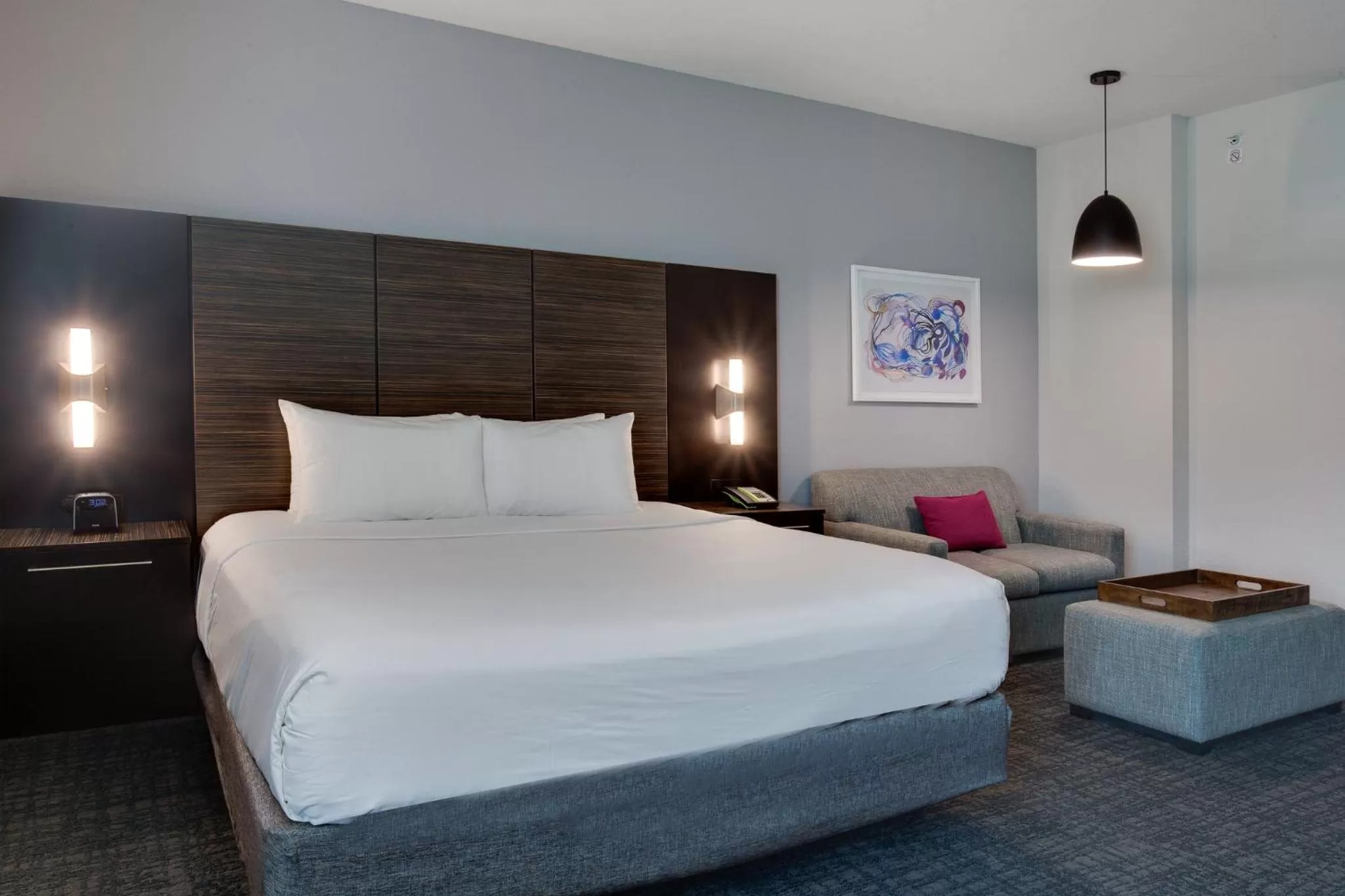 Photo of the whole room, Bed in Crowne Plaza Hotel & Resorts Fort Lauderdale Airport/ Cruise by IHG