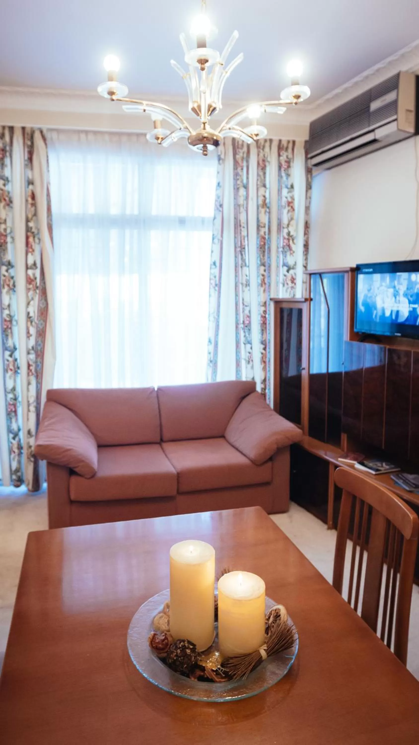 Living room in Ignatia Hotel