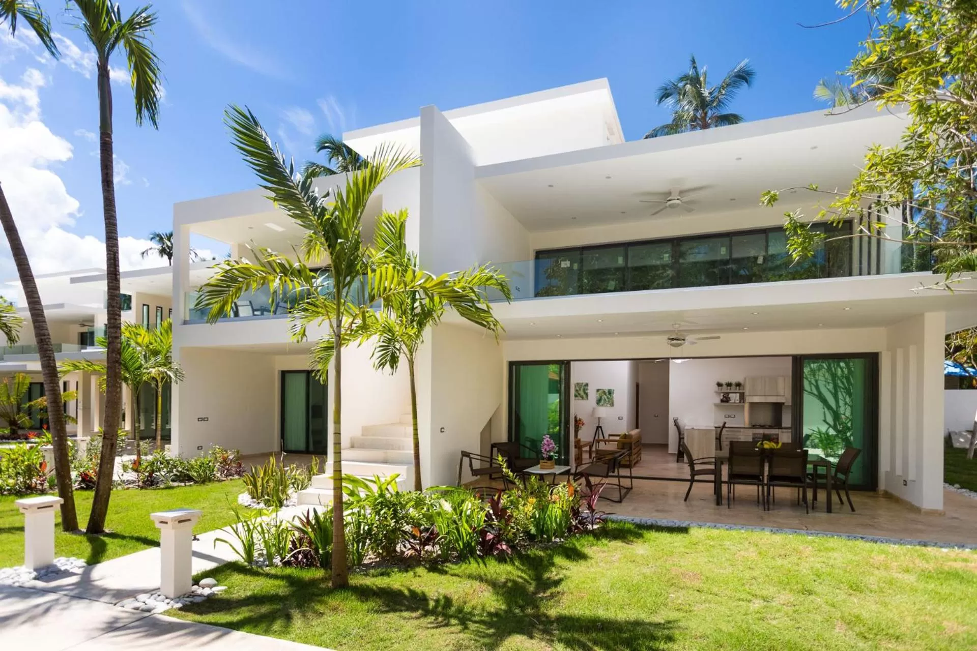 Property Building in Louisa Aparthotel