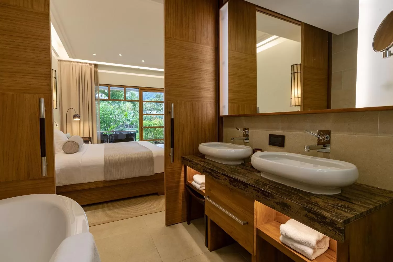 Shower, Bed in Savoy Seychelles Resort & Spa