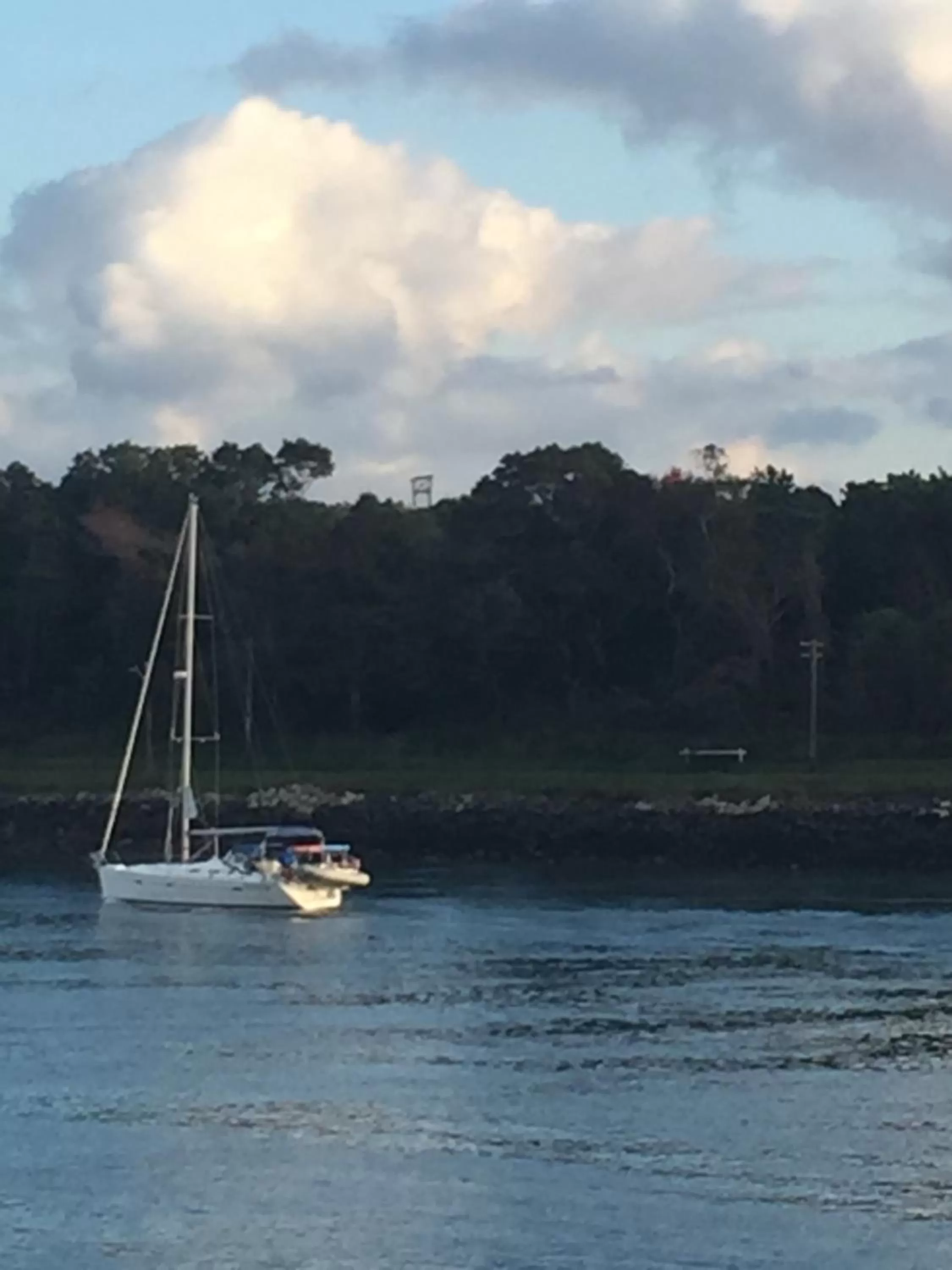 Inn 38 Oak Bluff Circle