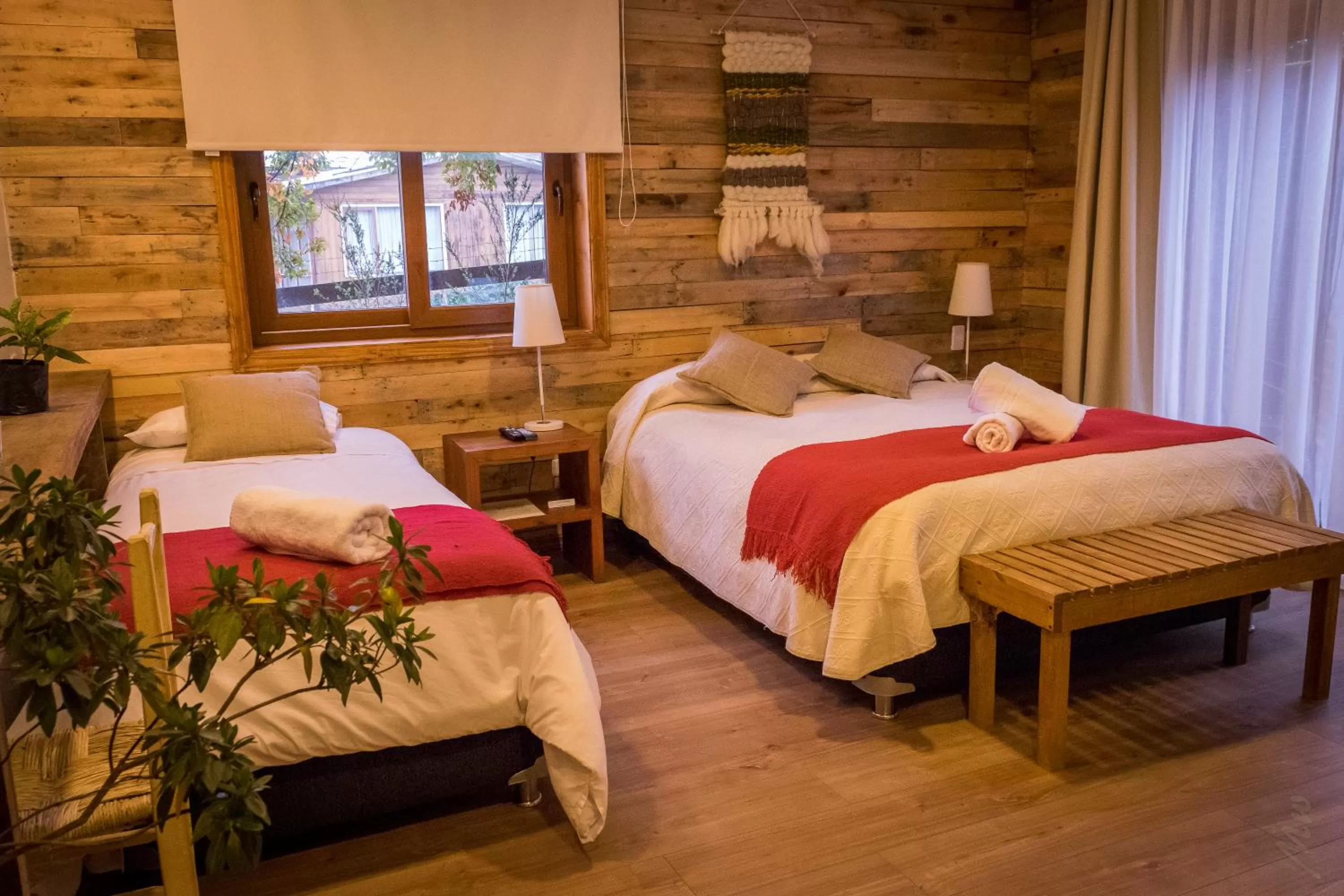 Photo of the whole room, Bed in Hotel 381 Panguipulli