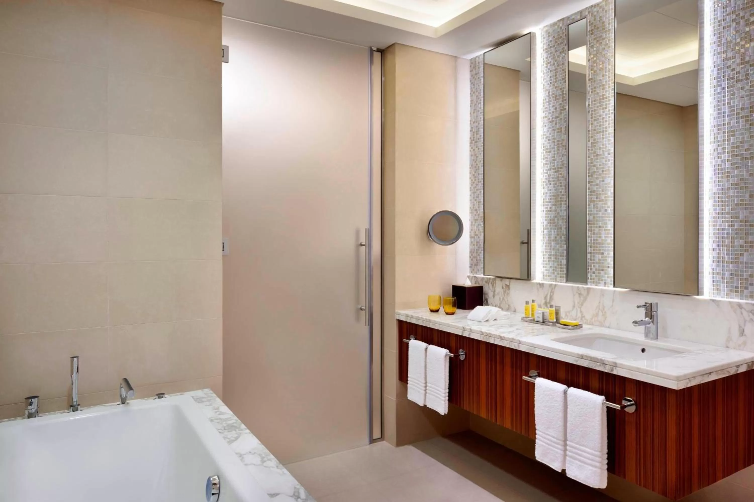 Bathroom in Marriott Hotel Downtown Abu Dhabi