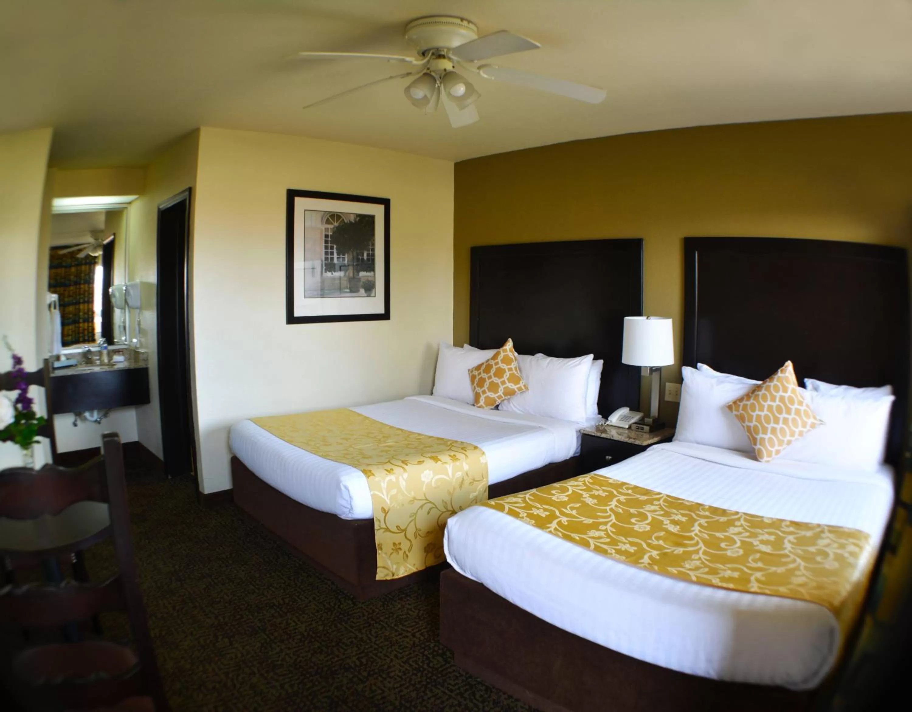 Bed in Hotel America