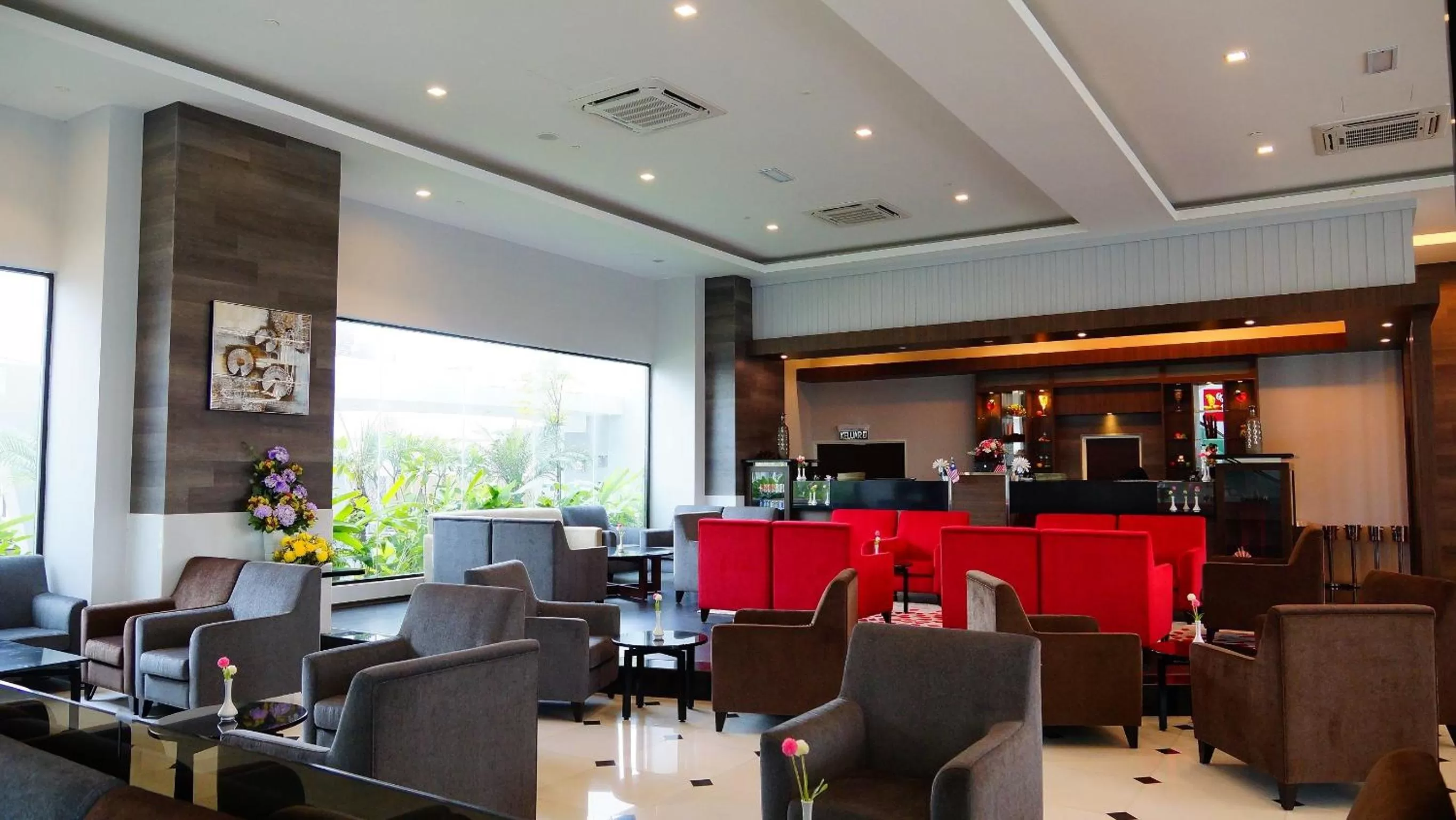 Restaurant/places to eat in Raia Hotel & Convention Centre Alor Setar