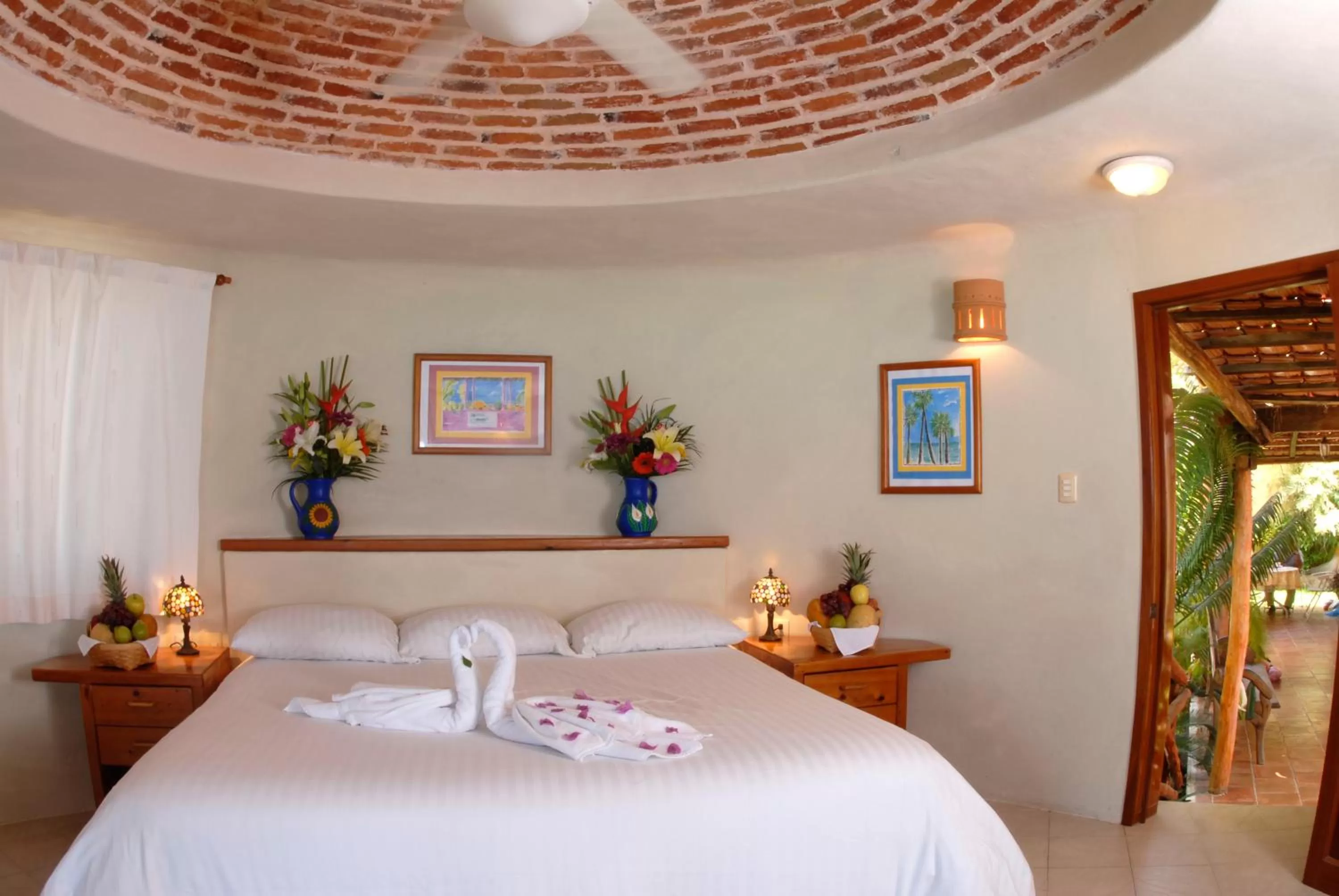 Bed in Hotel La Joya Isla Mujeres