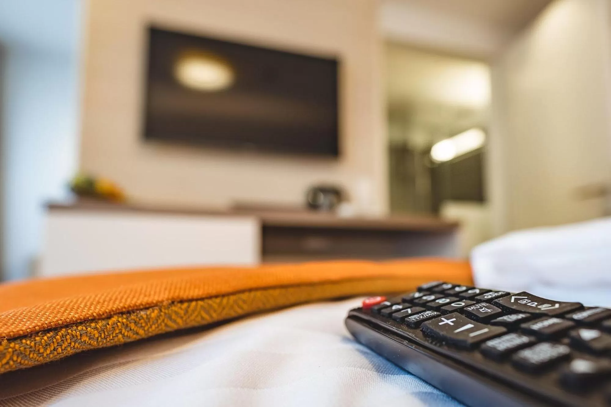 TV and multimedia, Bed in Oliver Apartments | contactless check-in