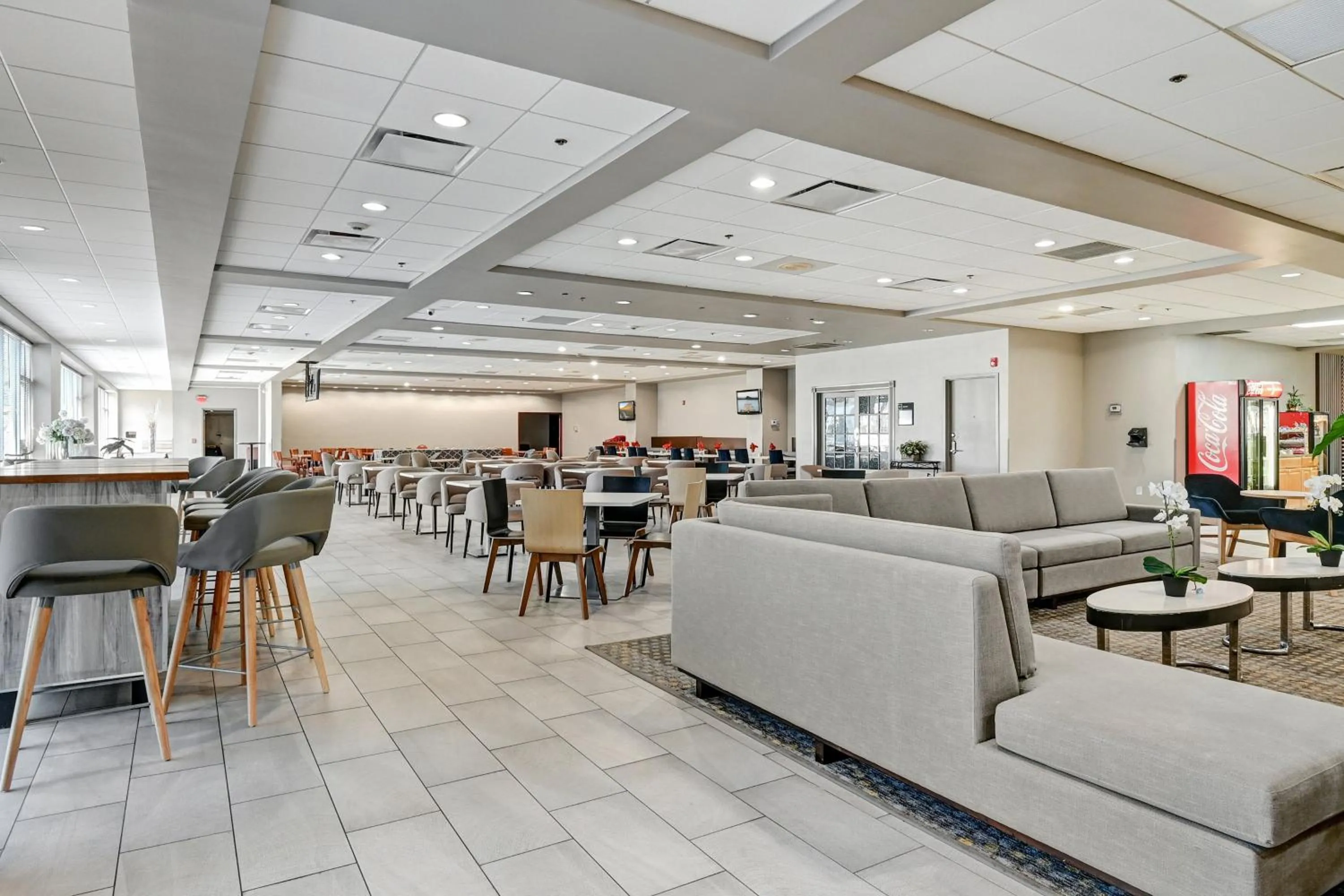 Property building in Holiday Inn - Piscataway - Somerset by IHG