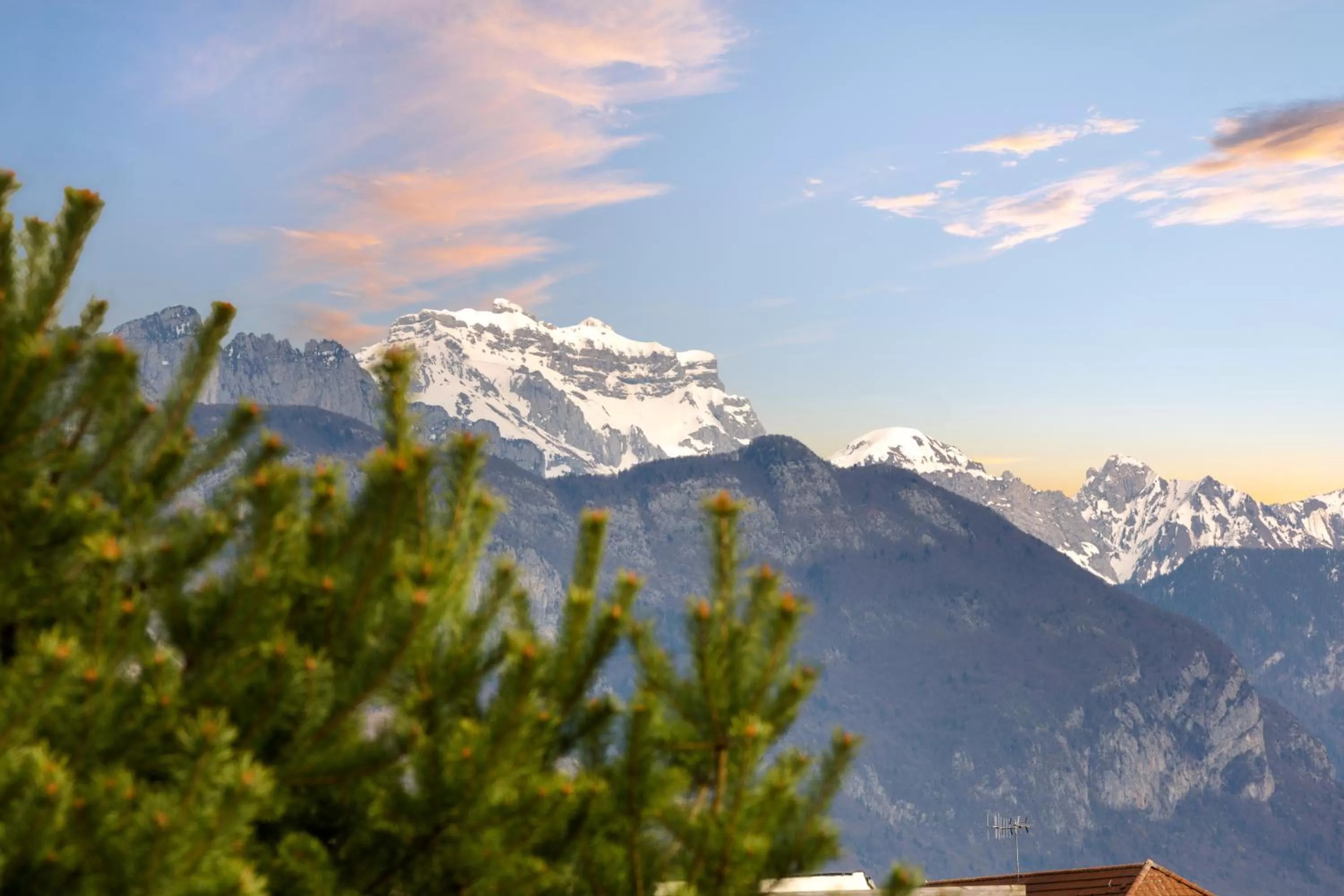 Natural landscape, Mountain View in The Originals City, Hôtel Annecy Aéroport (Inter-Hotel)