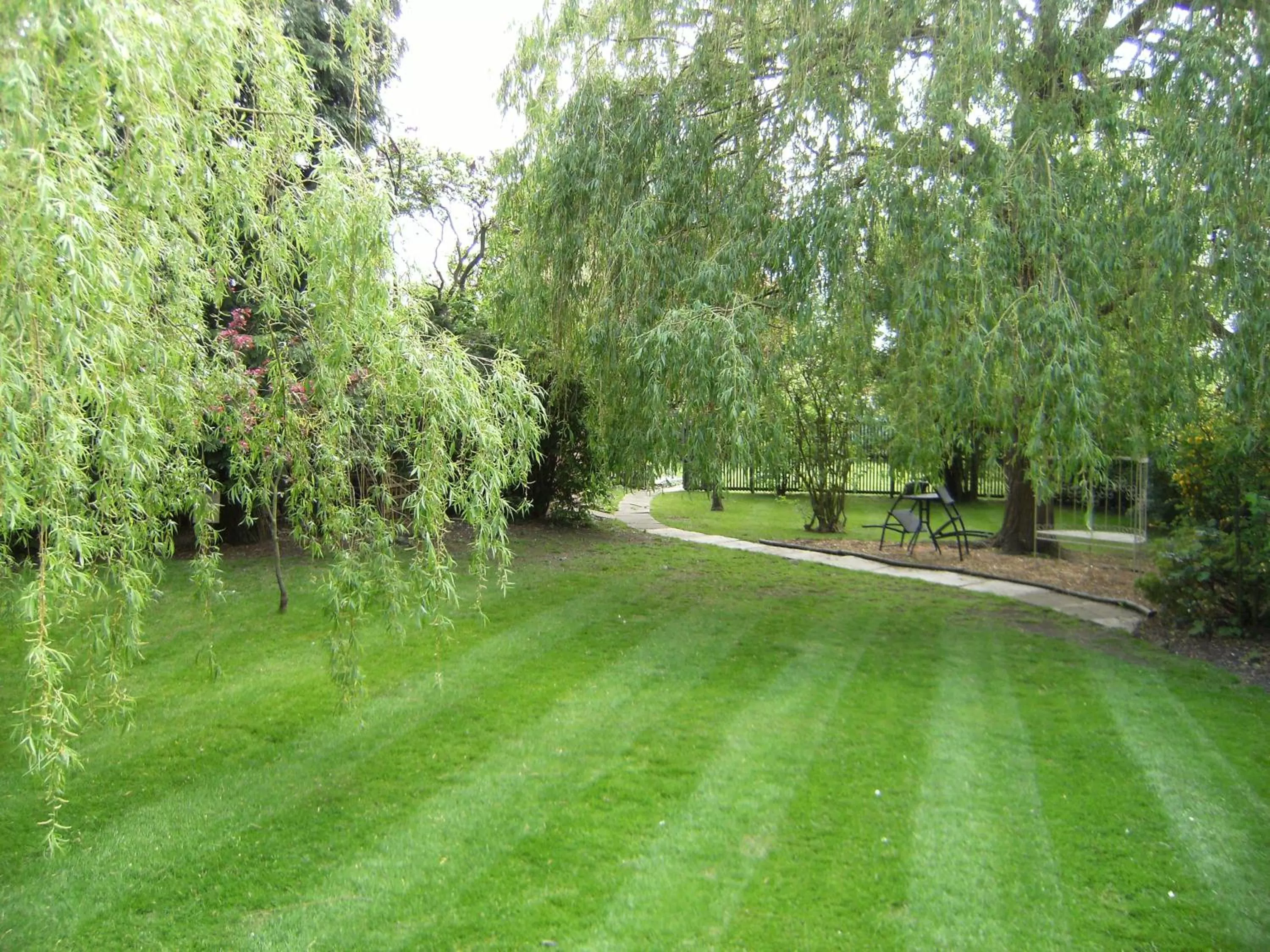 Garden in Bridge House Bed & Breakfast