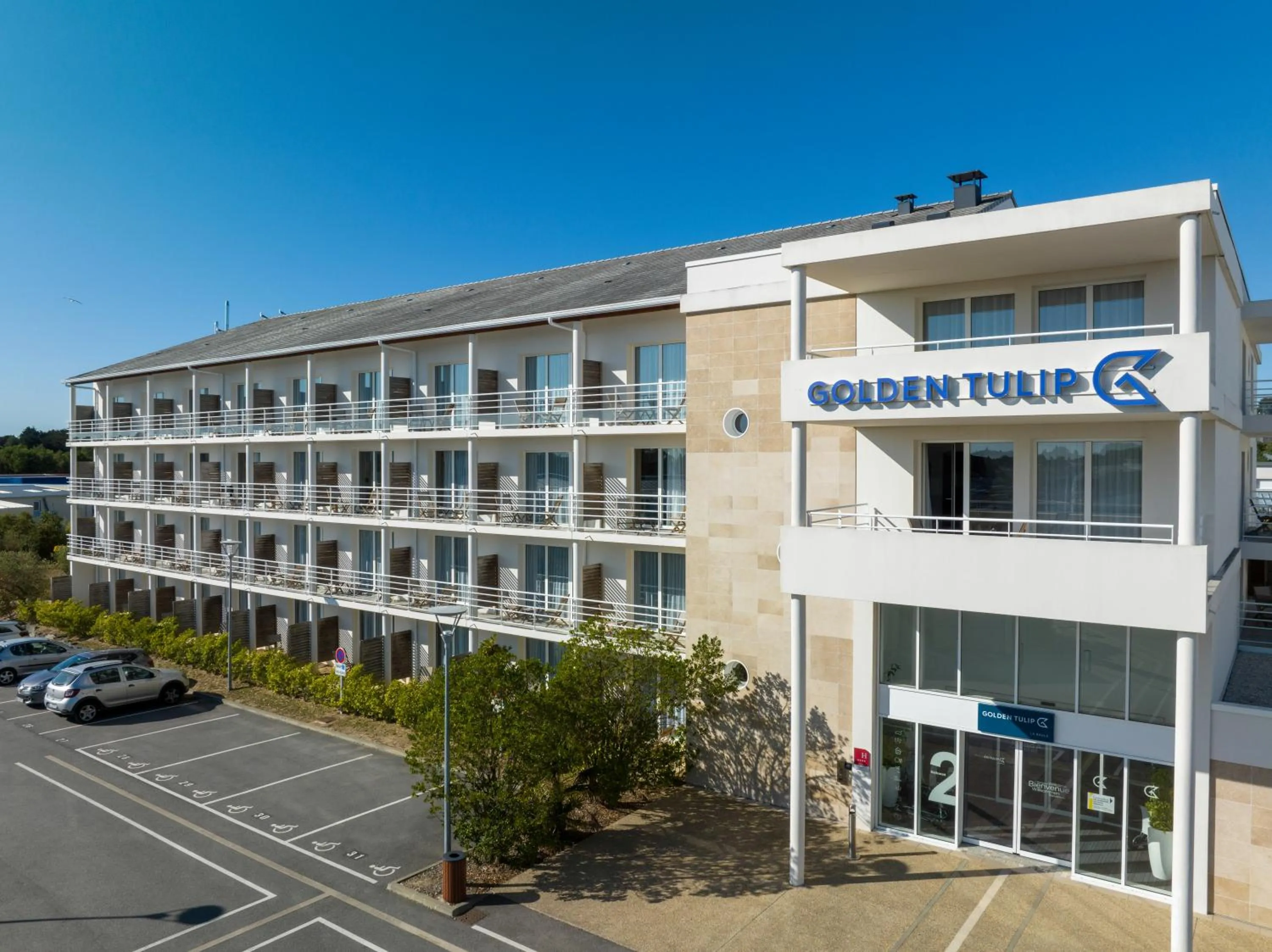 Property building in Golden Tulip La Baule Hotel and Residence