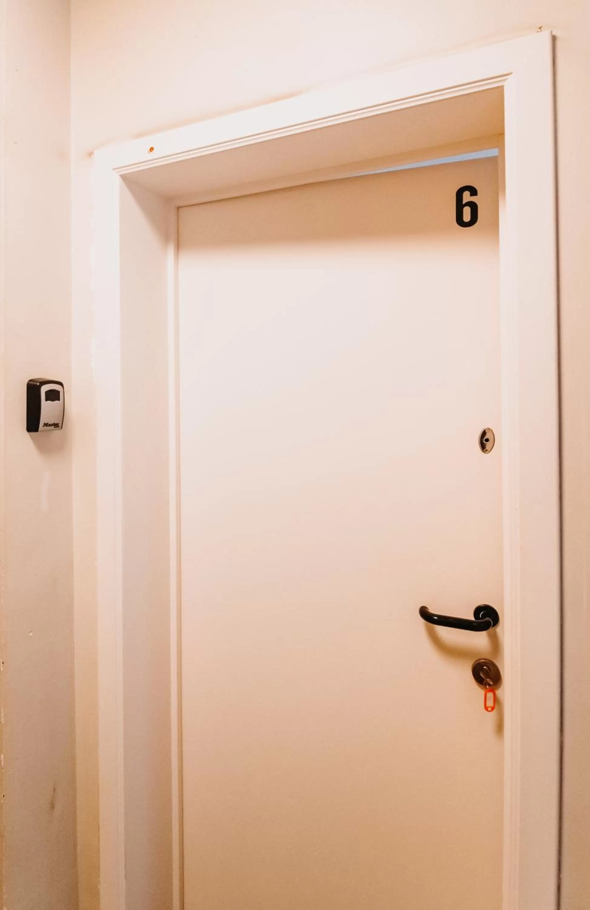 Facade/entrance in Super central in Brussels