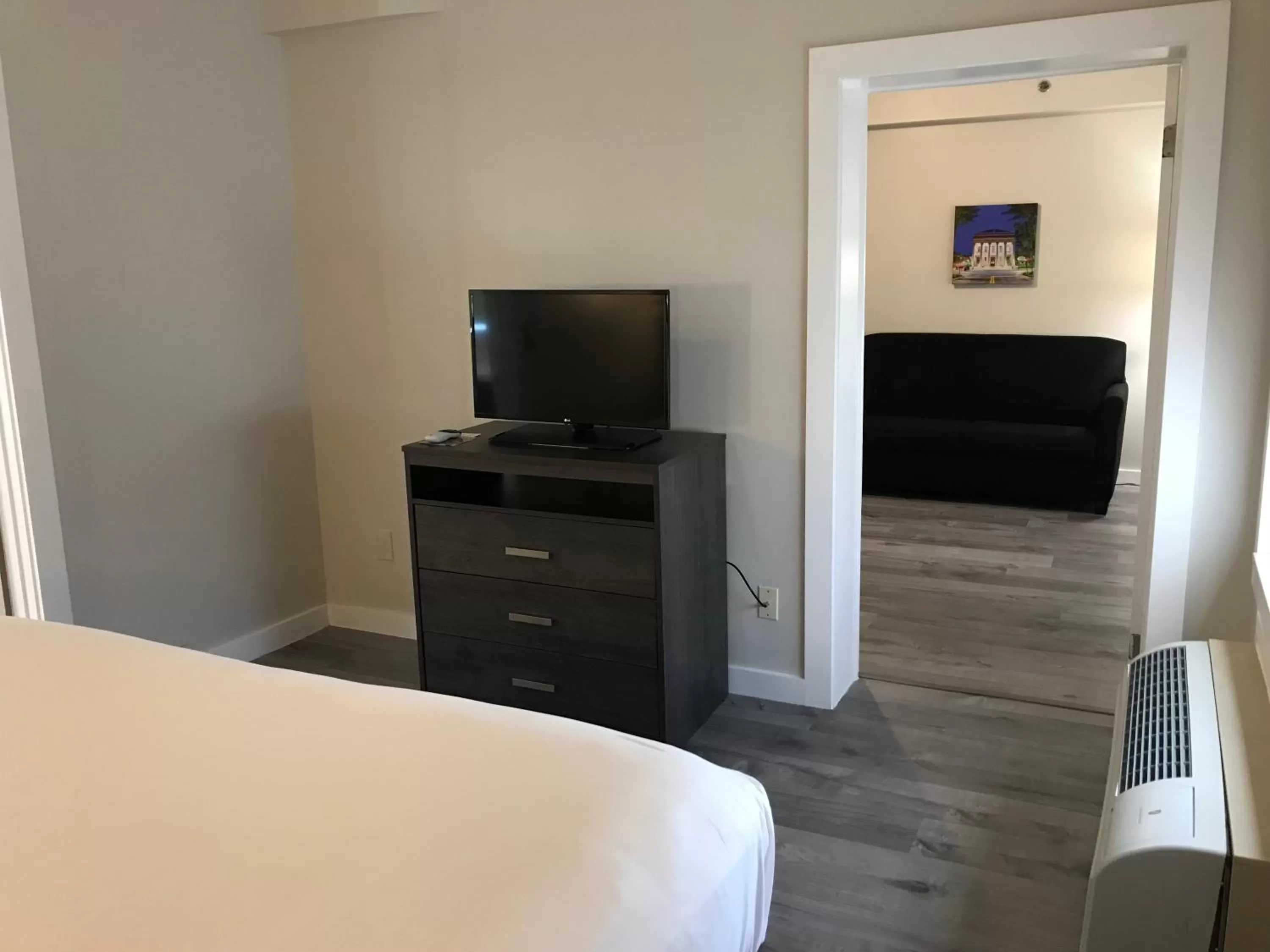 Bed in HoM, A Trademark Collection Hotel