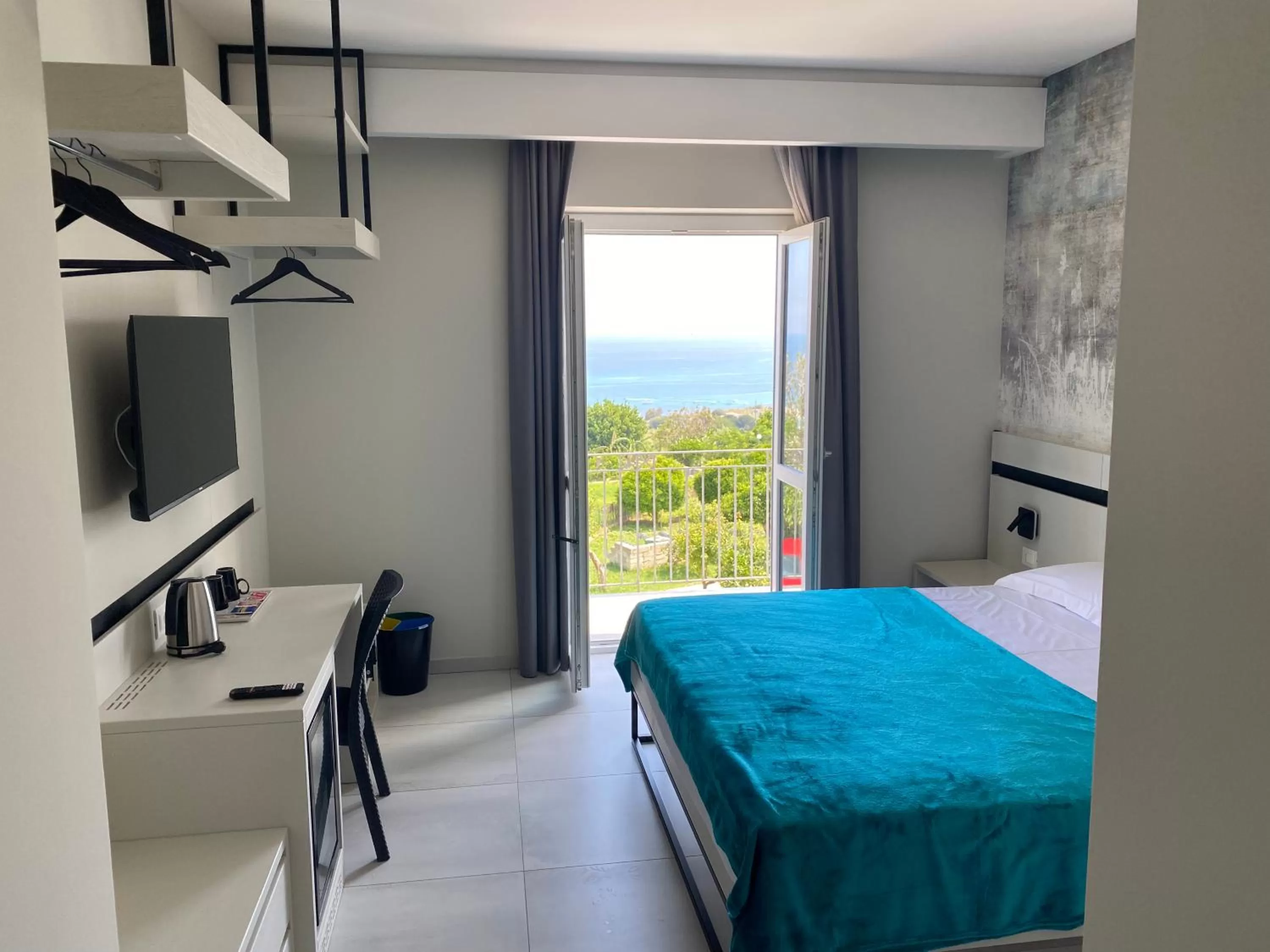 Bed in Aether Suites Tropea - Free Private Parking