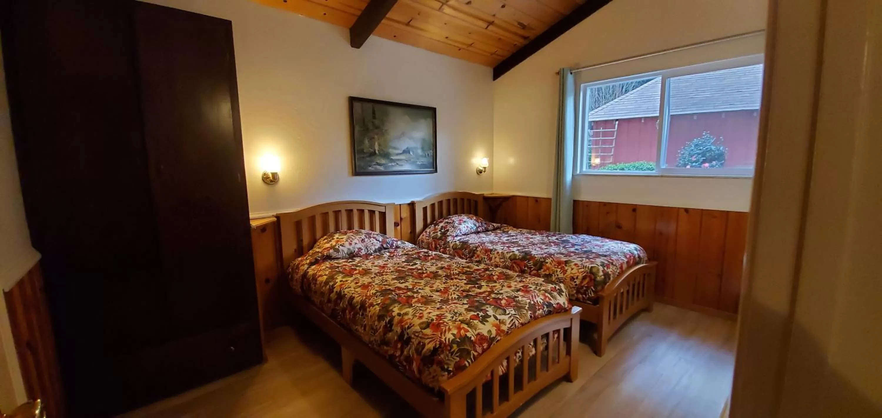 Bedroom, Bed in Fern River Resort