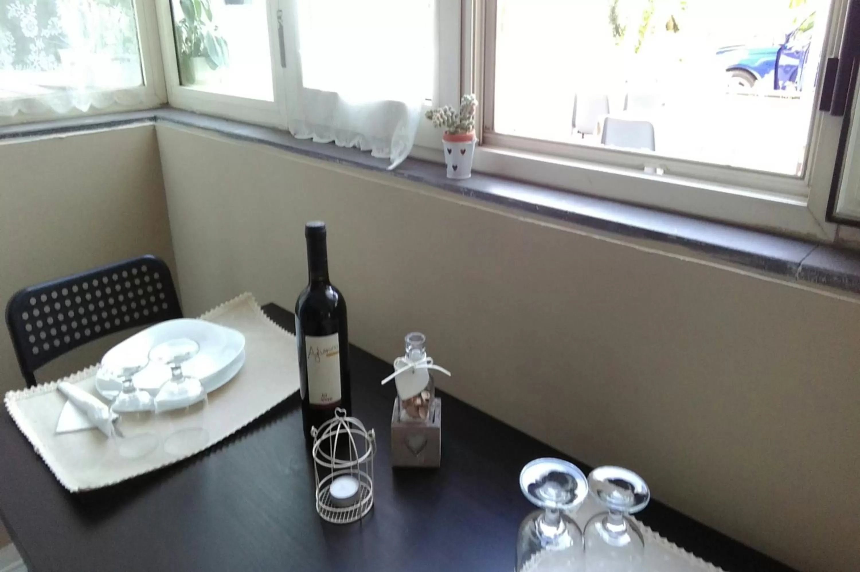 Alcoholic drinks in B&B Sweet Home Two Steps From The Ruins...