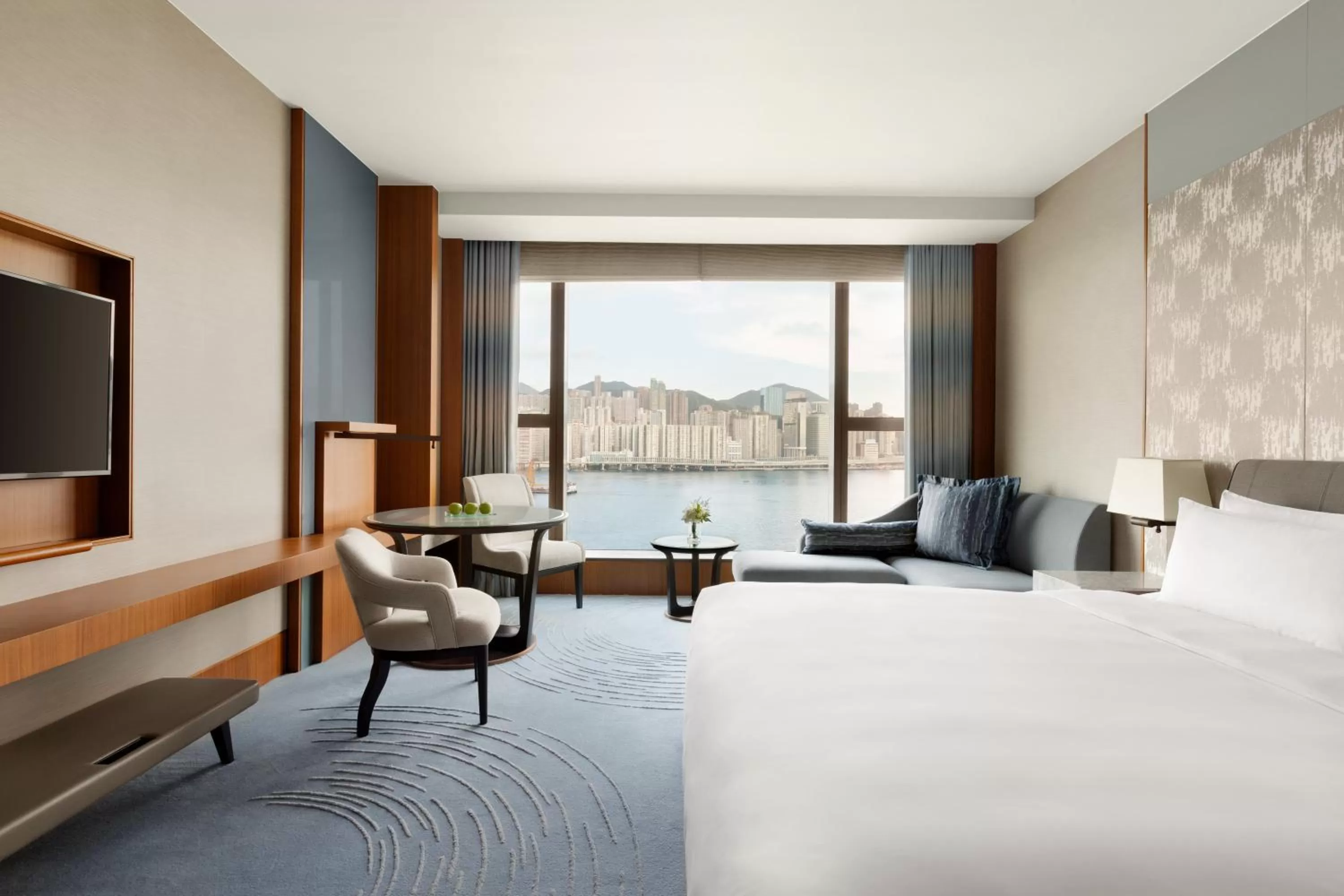 View (from property/room), Bed in Kerry Hotel Hong Kong by Shangri-la