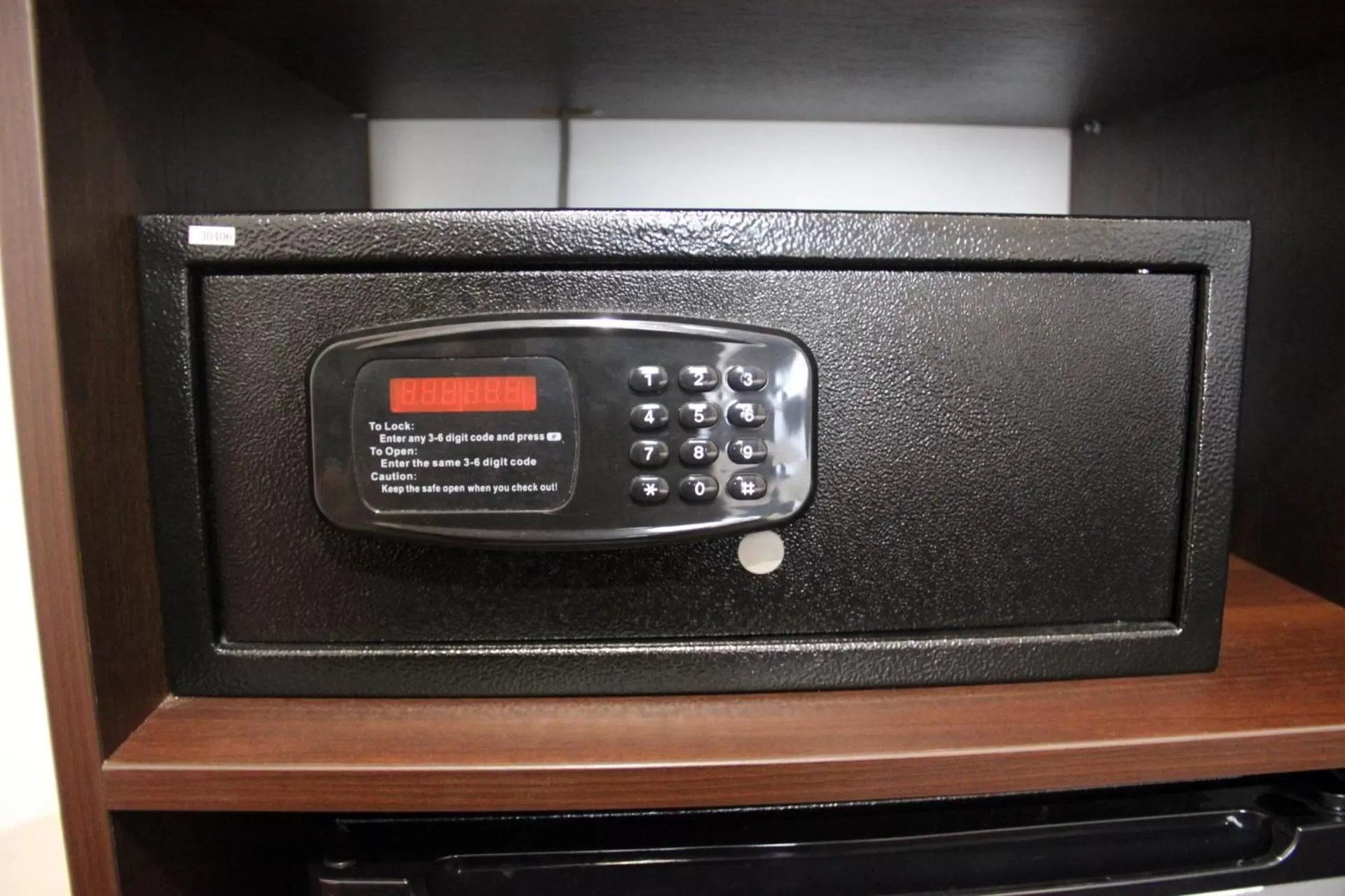 safe in Rembrandt Aparthotel