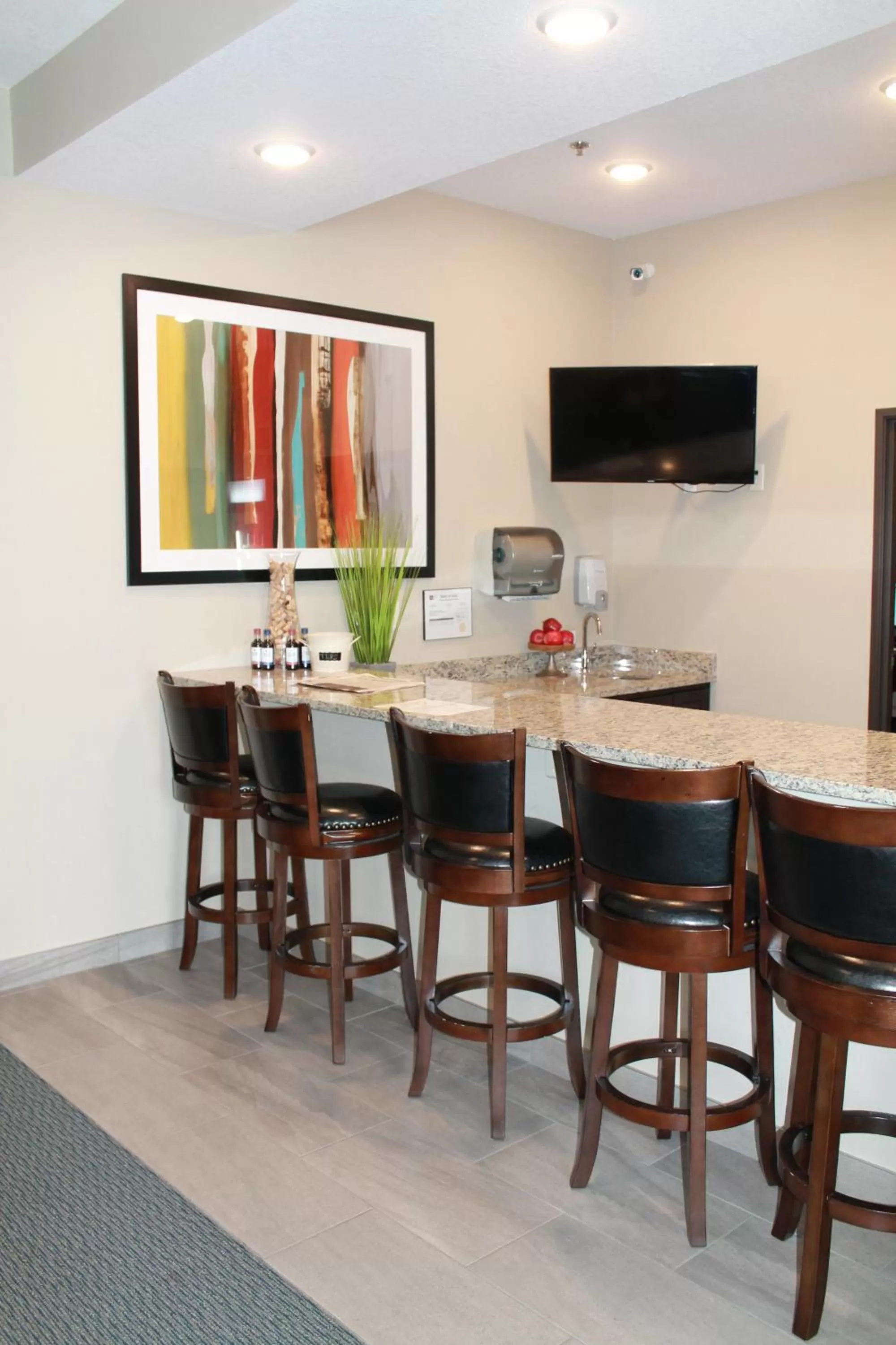 Brookstone Lodge & Suites - Emmetsburg