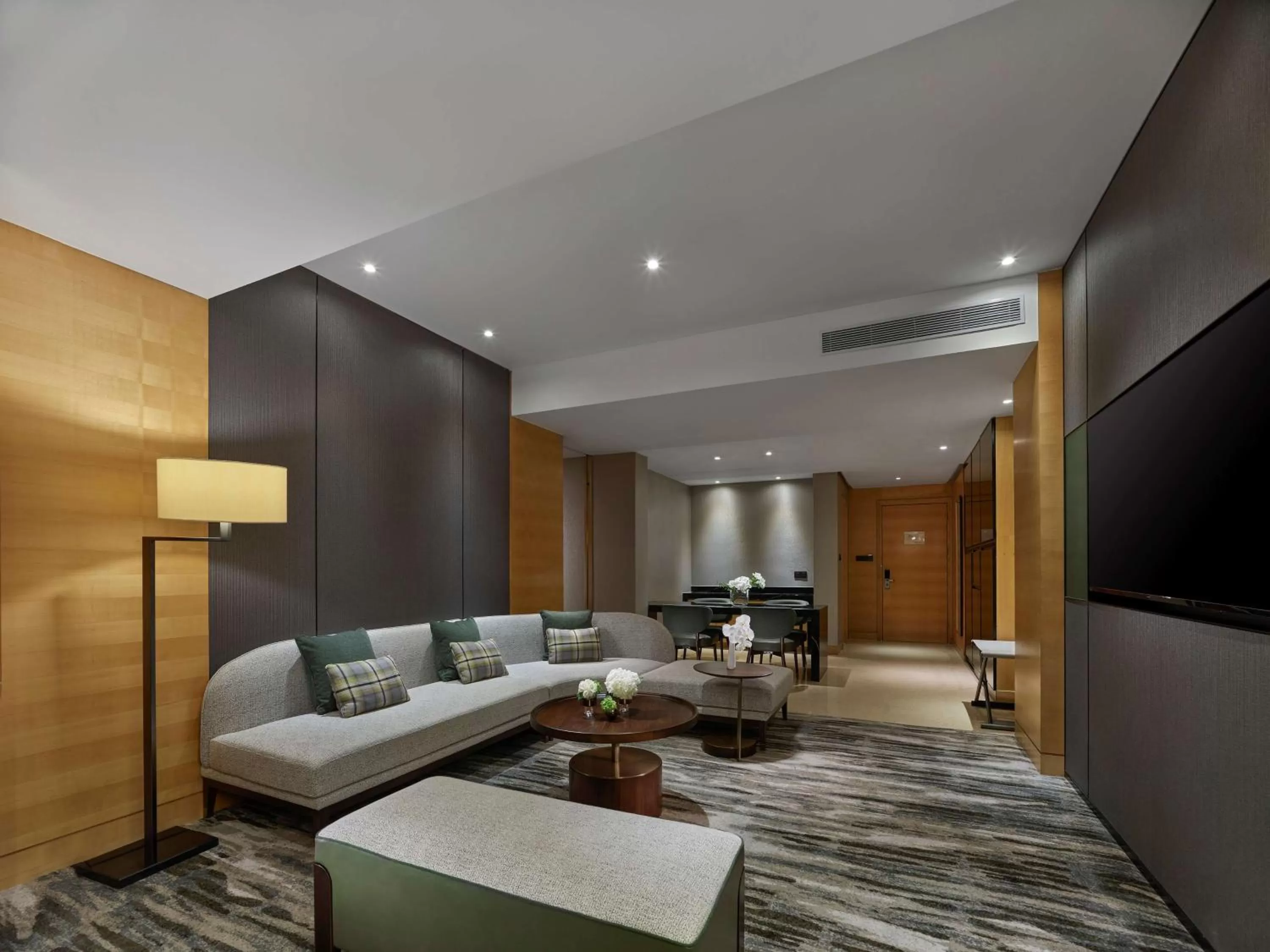 Living room in Hilton Shanghai Hongqiao