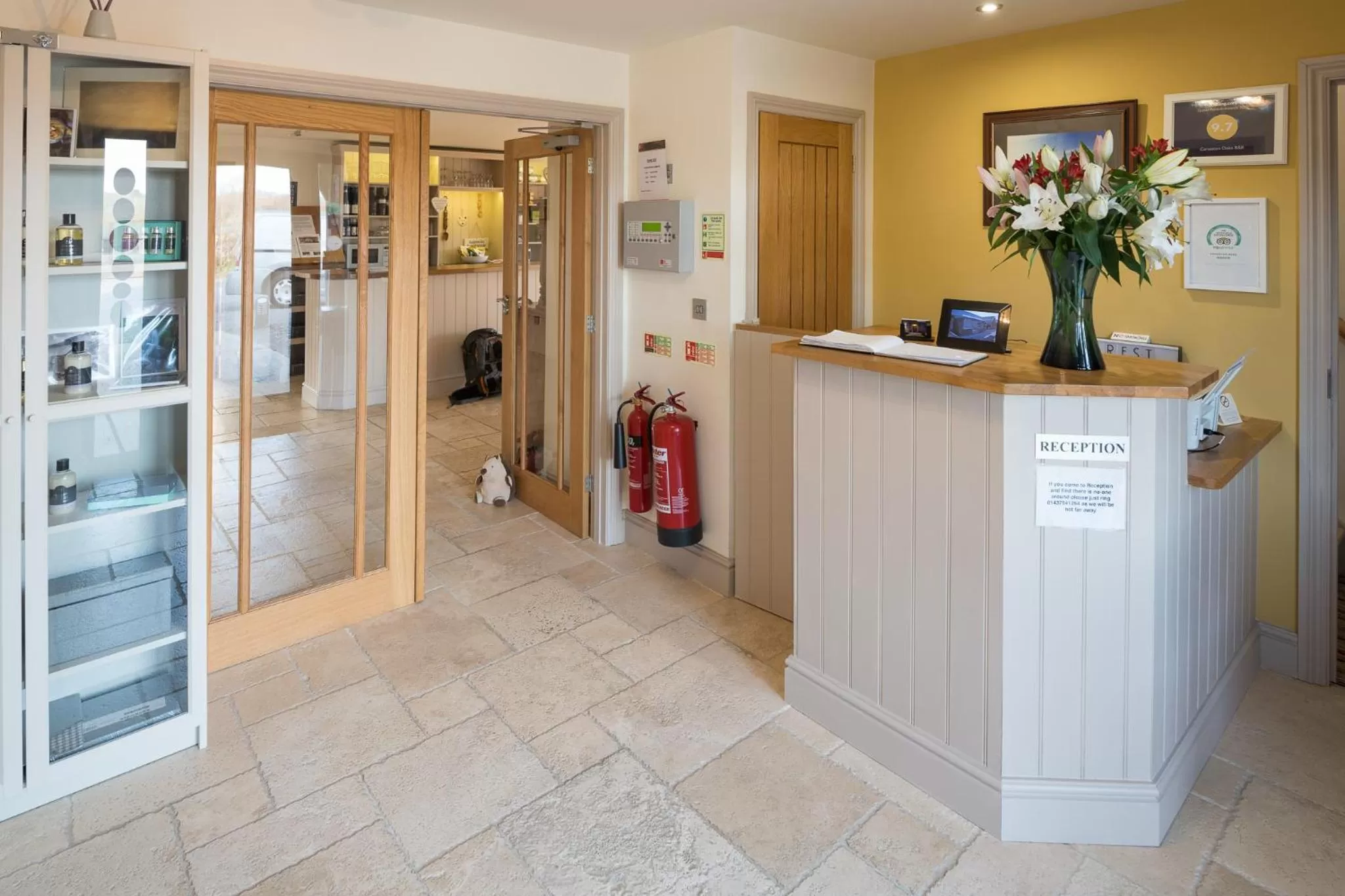 Facade/entrance in Canaston Oaks