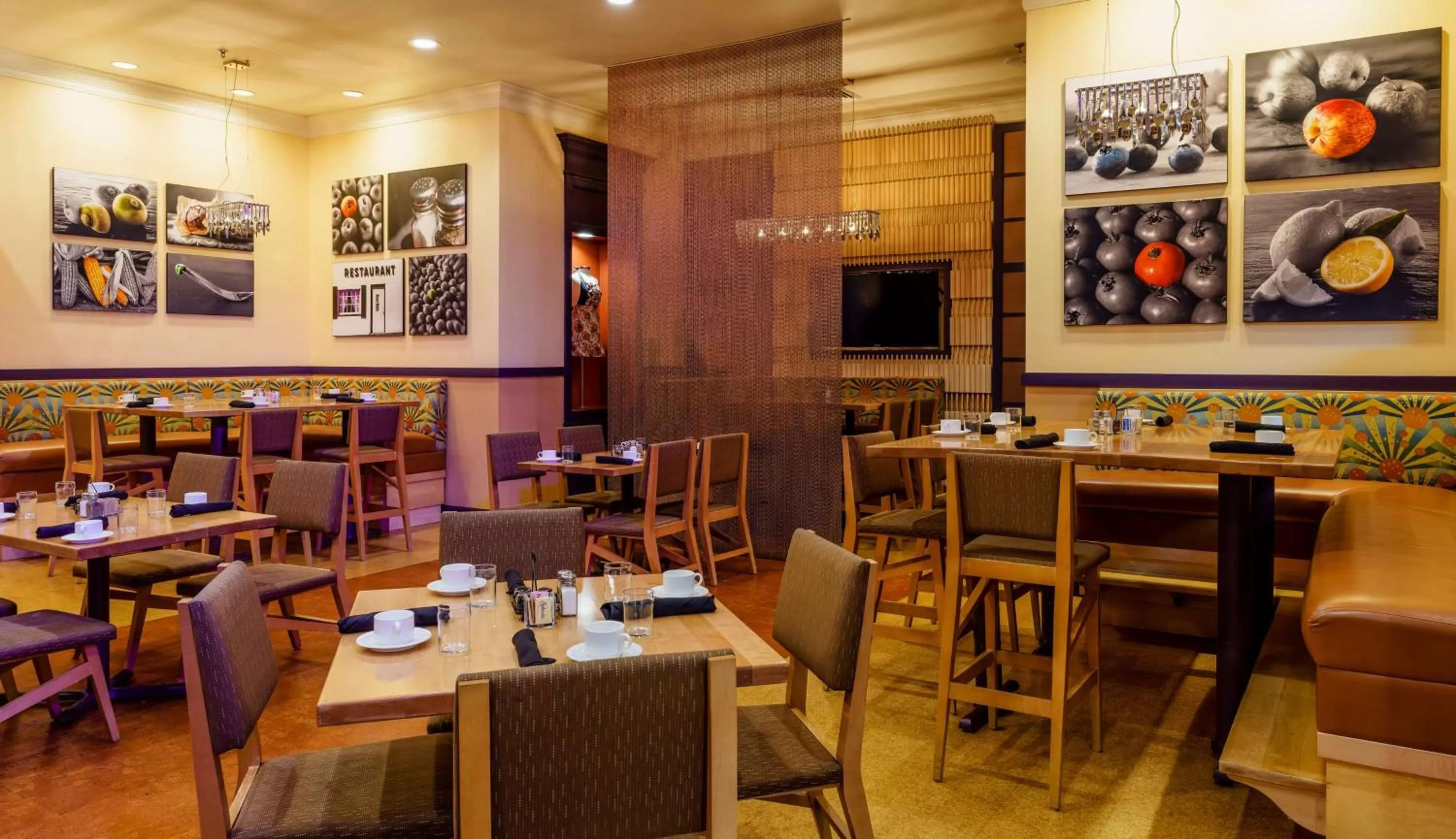 Restaurant/places to eat in The Verve Boston Natick, Tapestry Collection by Hilton