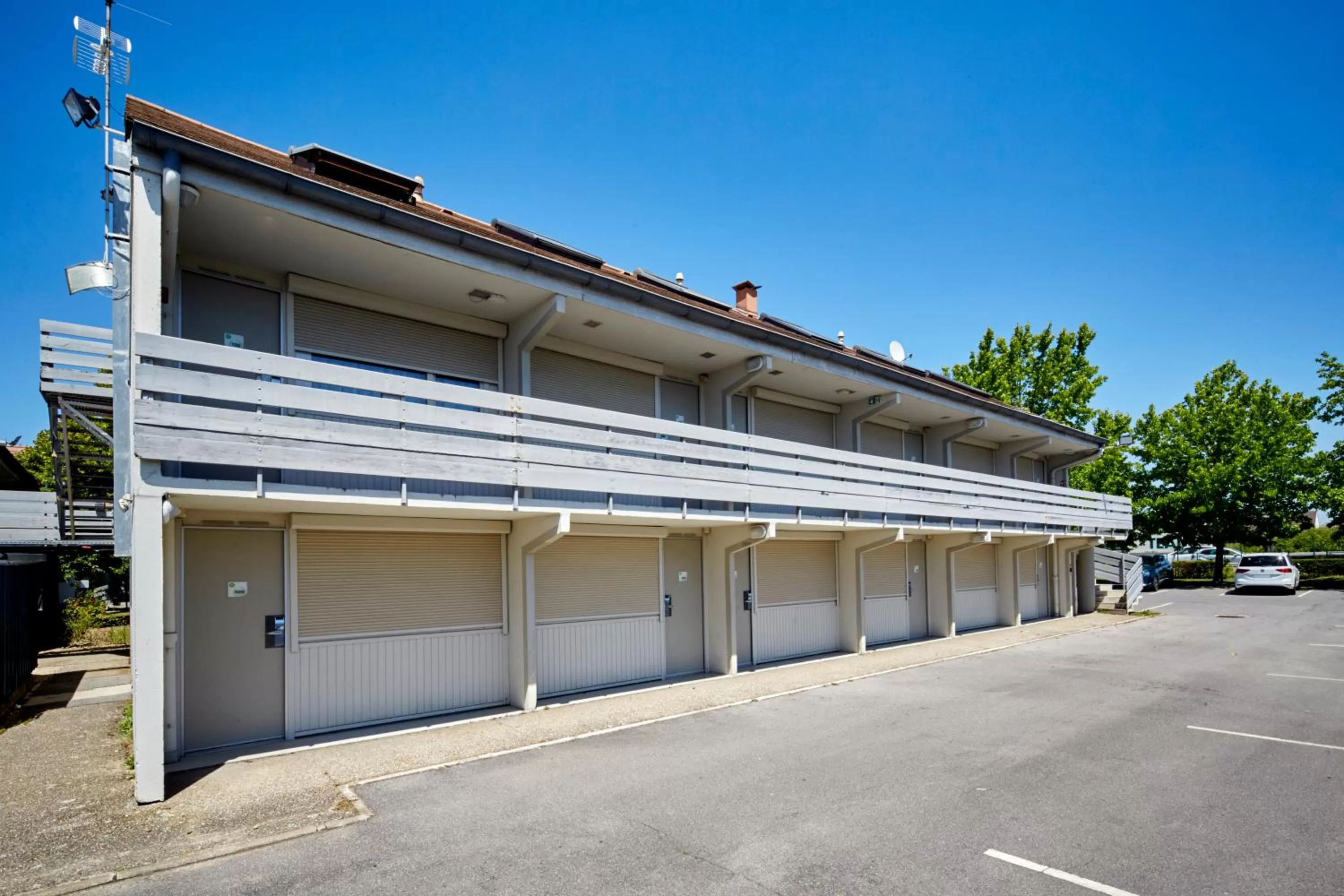 Property building in Campanile Evry Ouest - Corbeil Essonnes