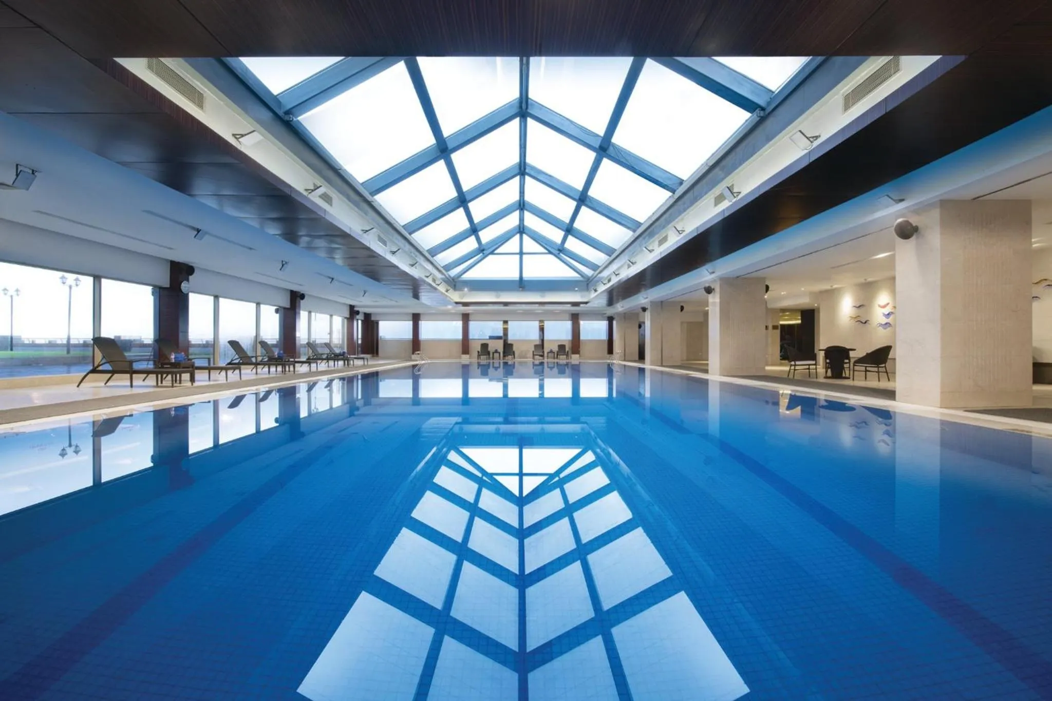 Swimming pool in Crowne Plaza Nanchang Riverside, an IHG Hotel