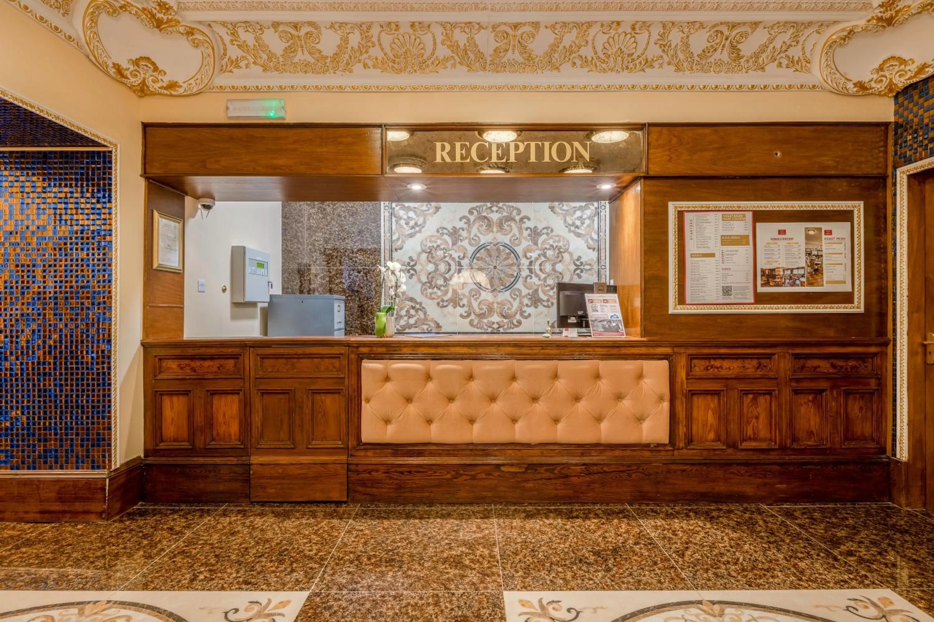 Lobby or reception in Muthu Fort William Hotel