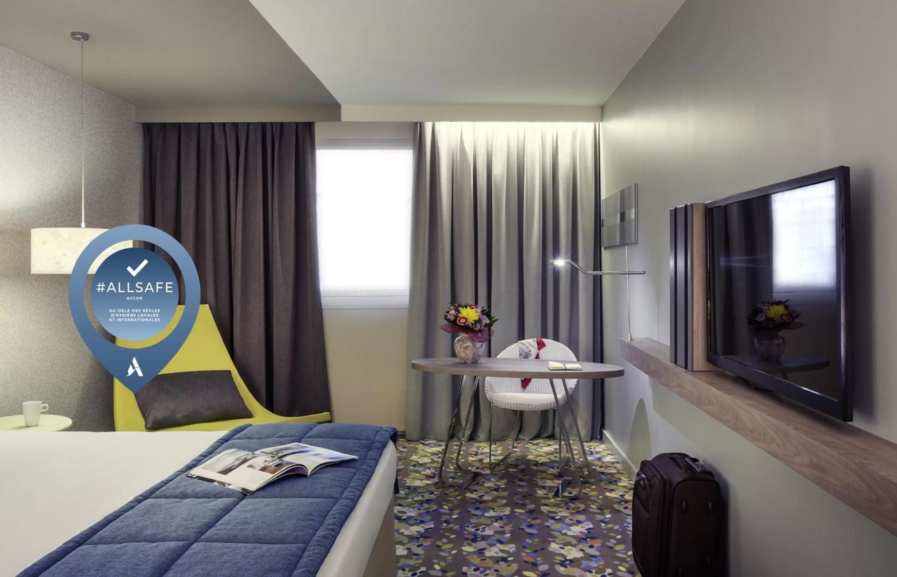 Certificate/Award, Bed in Mercure Paris Val de Fontenay