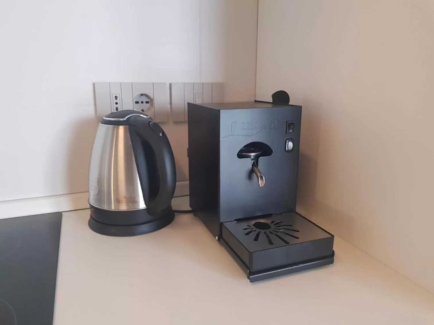 Coffee/tea facilities in B&B Antica Fontana