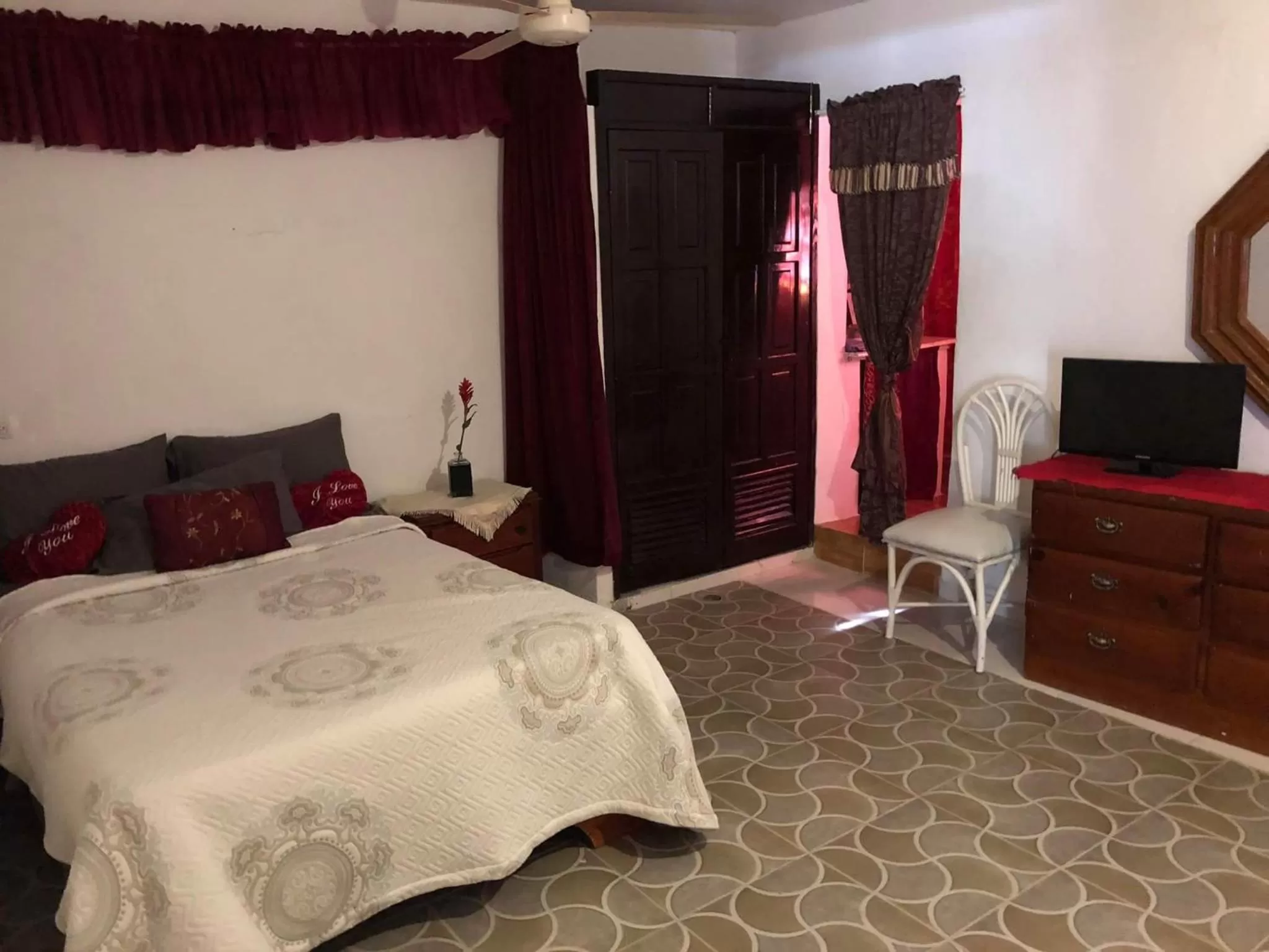 Bed in Villa Antonia 16