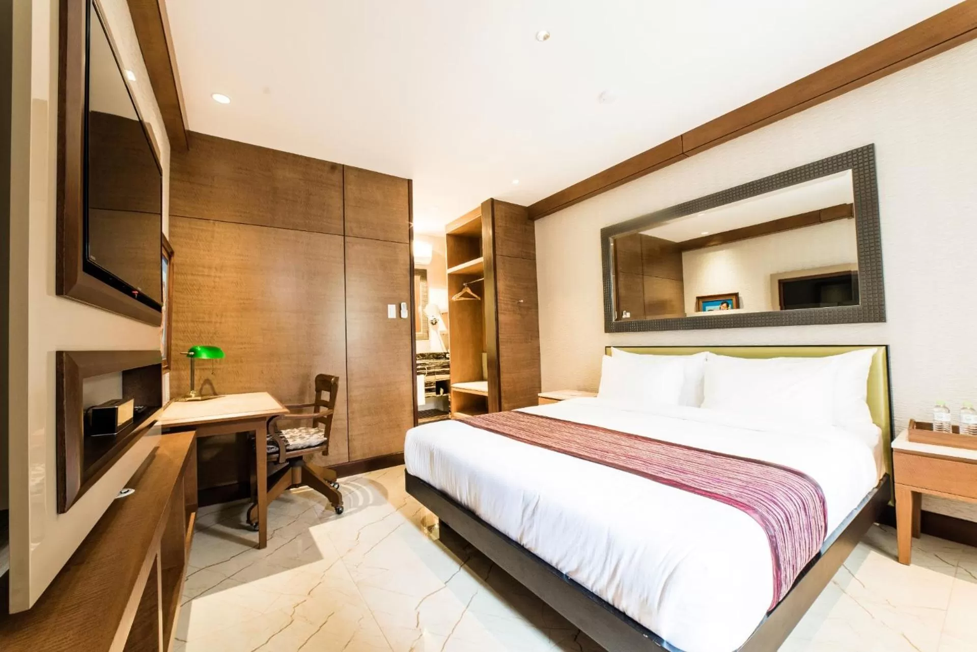 Bed in Gwandalan House