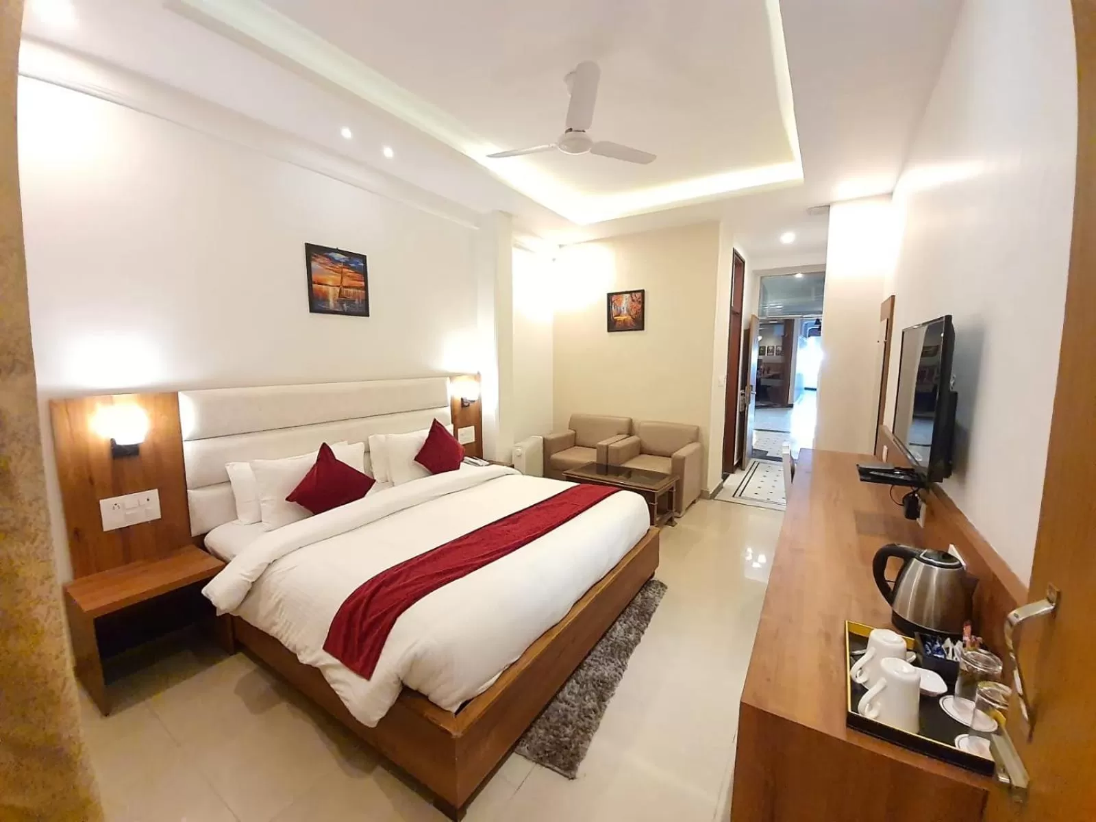 Bedroom, Bed in Pride Ashiyana Resort Mussoorie